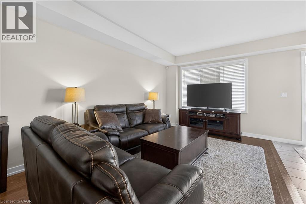 












8 OWL Lane

,
Caledonia,




Ontario
N3W0G4

