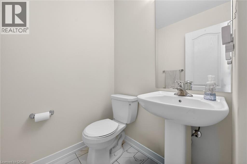 












8 OWL Lane

,
Caledonia,




Ontario
N3W0G4

