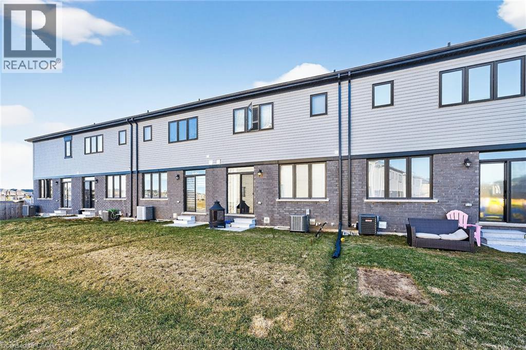 












8 OWL Lane

,
Caledonia,




Ontario
N3W0G4

