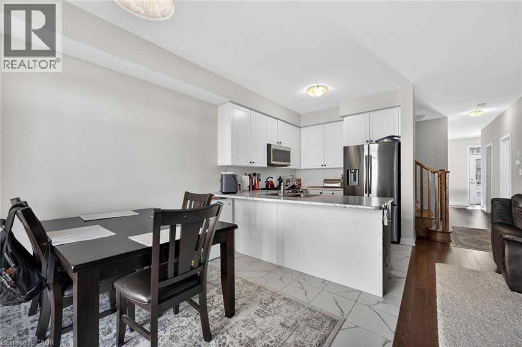 












8 OWL Lane

,
Caledonia,




Ontario
N3W0G4

