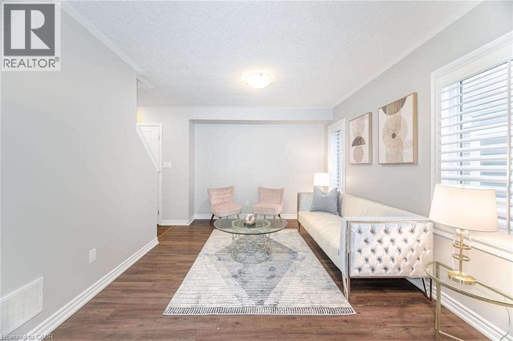 












514 GOLDENROD Lane

,
Kitchener,




Ontario
N2R0Y7


