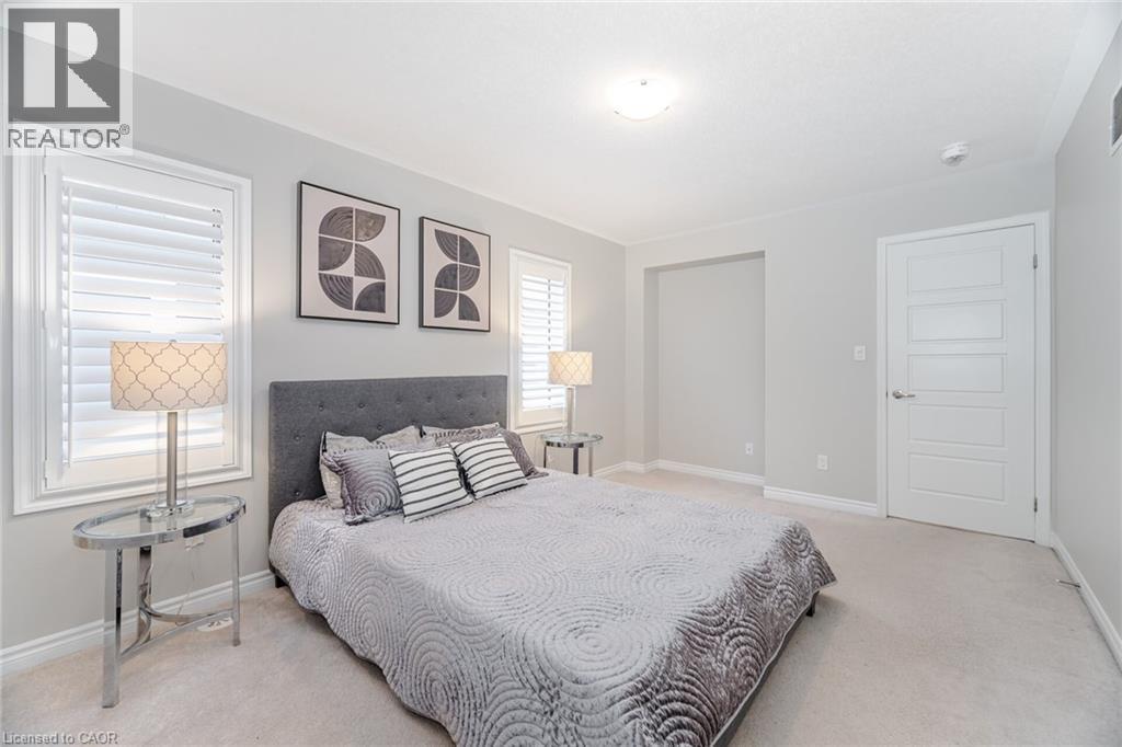 












514 GOLDENROD Lane

,
Kitchener,




Ontario
N2R0Y7

