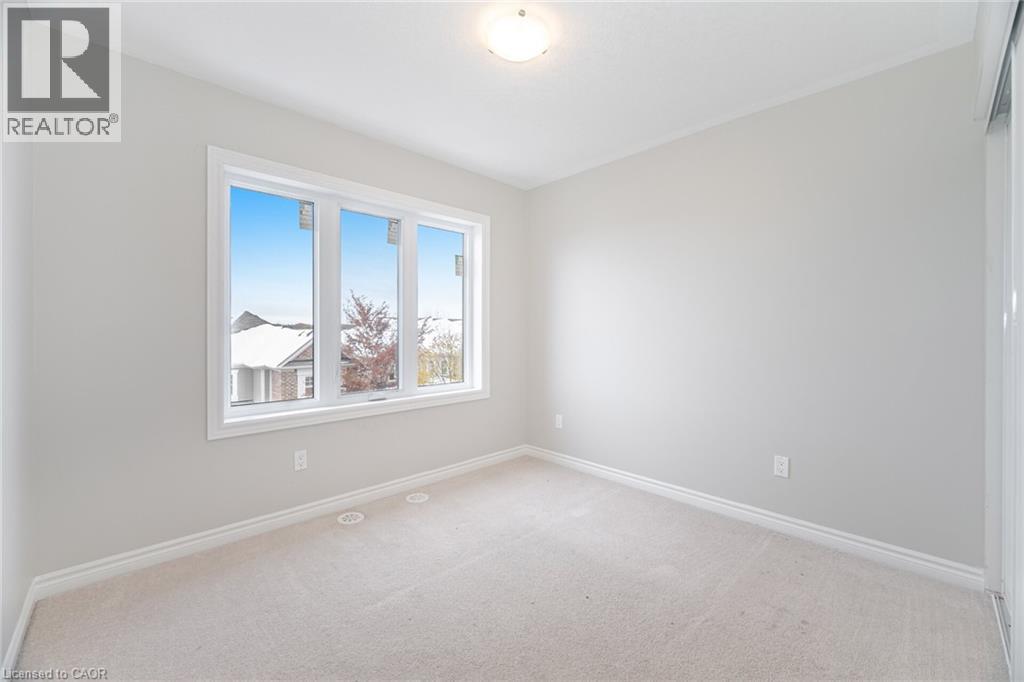 












514 GOLDENROD Lane

,
Kitchener,




Ontario
N2R0Y7


