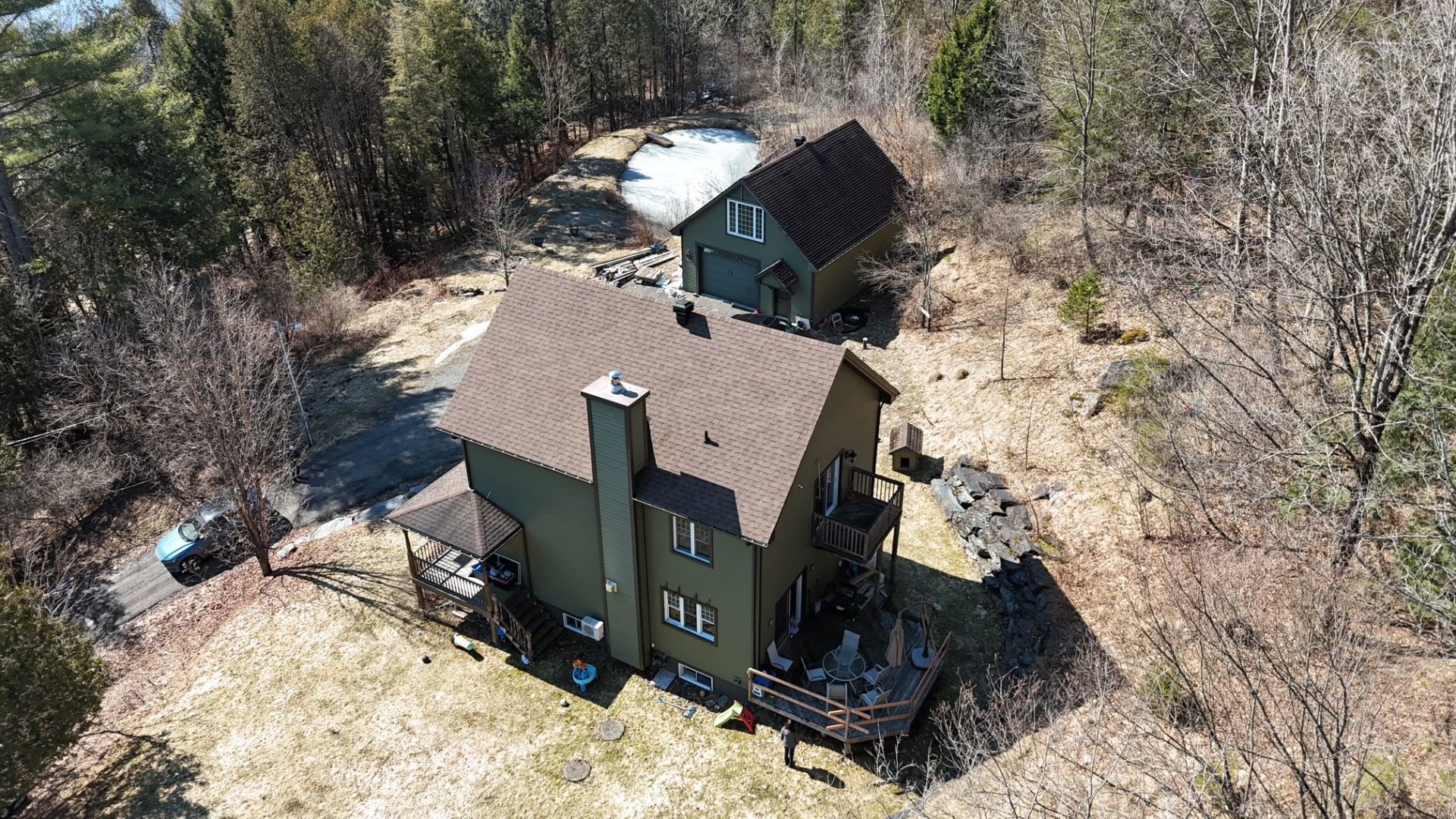 









1545


Rue de la Vallée-des-Murmures

,
Sherbrooke (Lennoxville),




QC
J1M0B5

