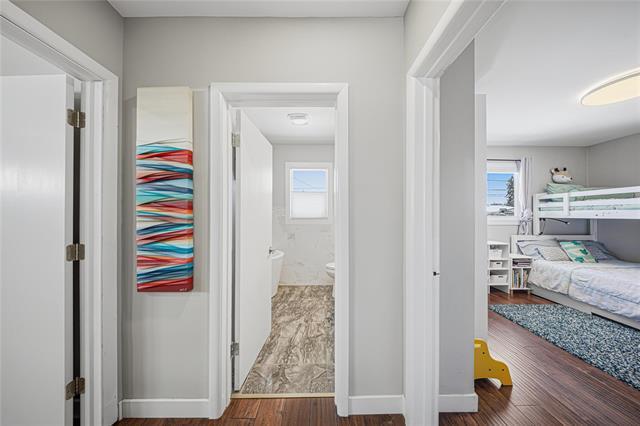 









696


Ash

ST,
Winnipeg,




MB
R3N 0R6

