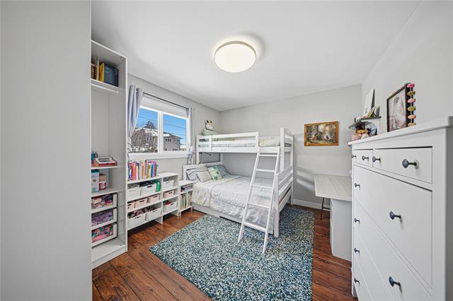 









696


Ash

ST,
Winnipeg,




MB
R3N 0R6

