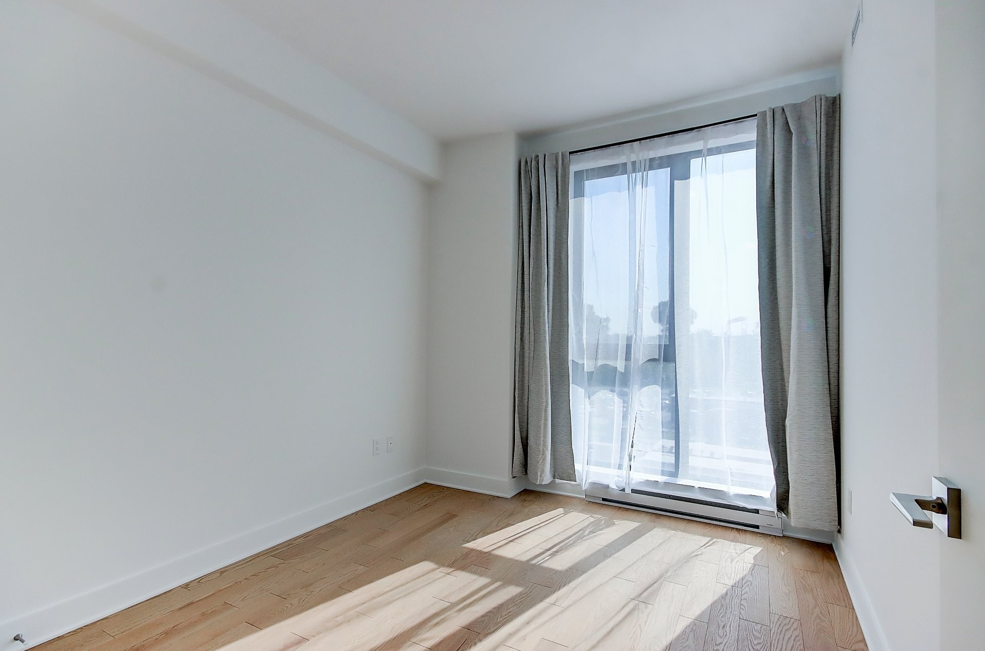 









200


Rue Marie-Charles-Le Moyne

, 401,
Longueuil (Le Vieux-Longueuil),




QC
J4K8C2

