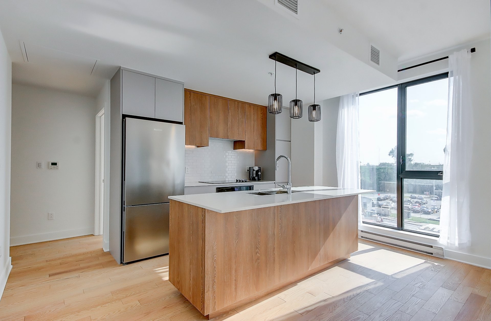 









200


Rue Marie-Charles-Le Moyne

, 401,
Longueuil (Le Vieux-Longueuil),




QC
J4K8C2

