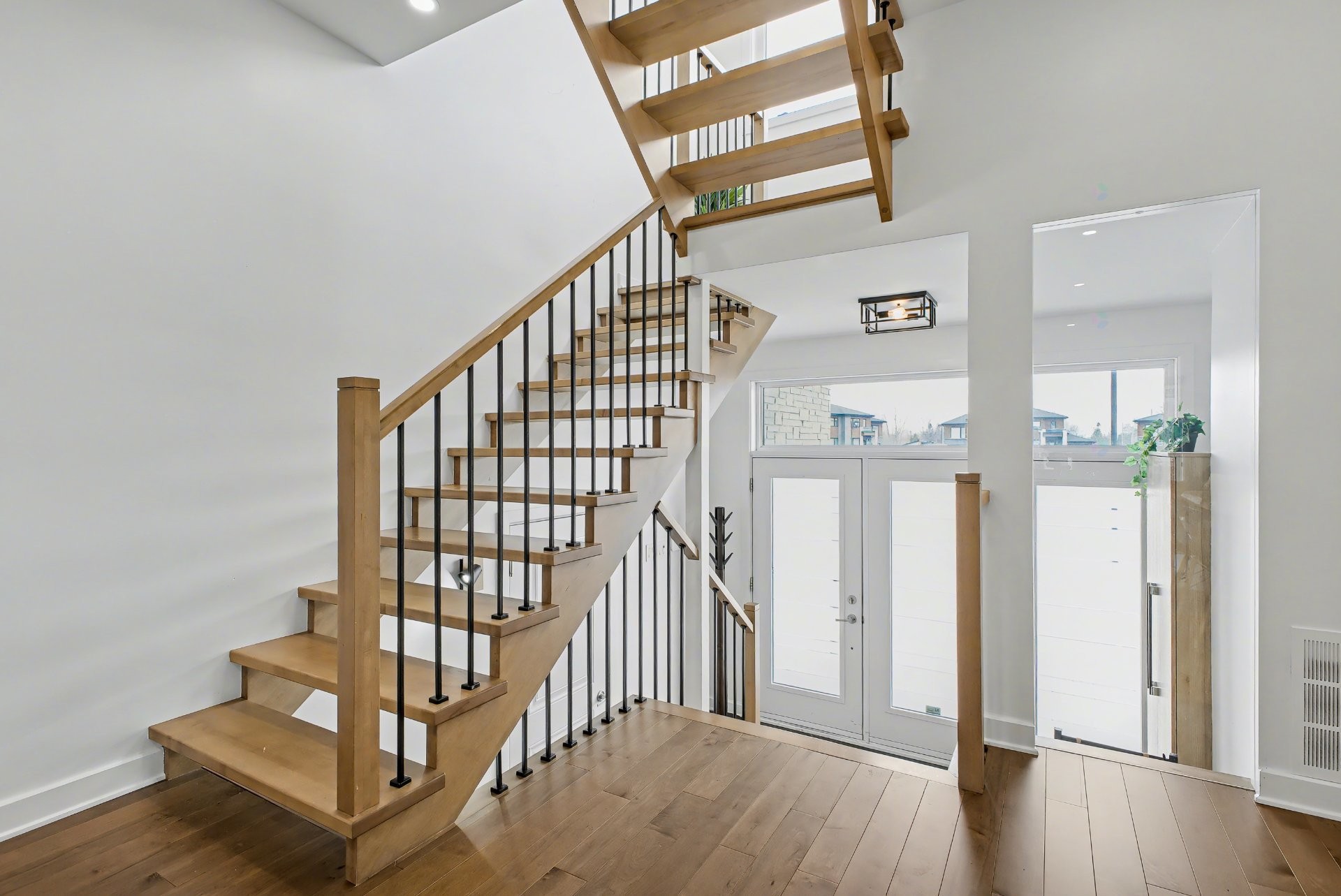 









3488Z

 - 3490Z


Rue Charlotte-Dubuc

,
Carignan,




QC
J3L7J6

