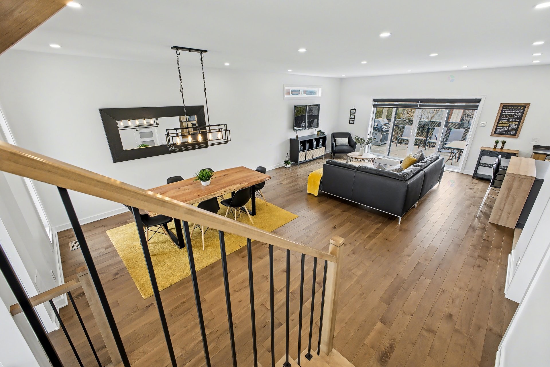 









3488Z

 - 3490Z


Rue Charlotte-Dubuc

,
Carignan,




QC
J3L7J6

