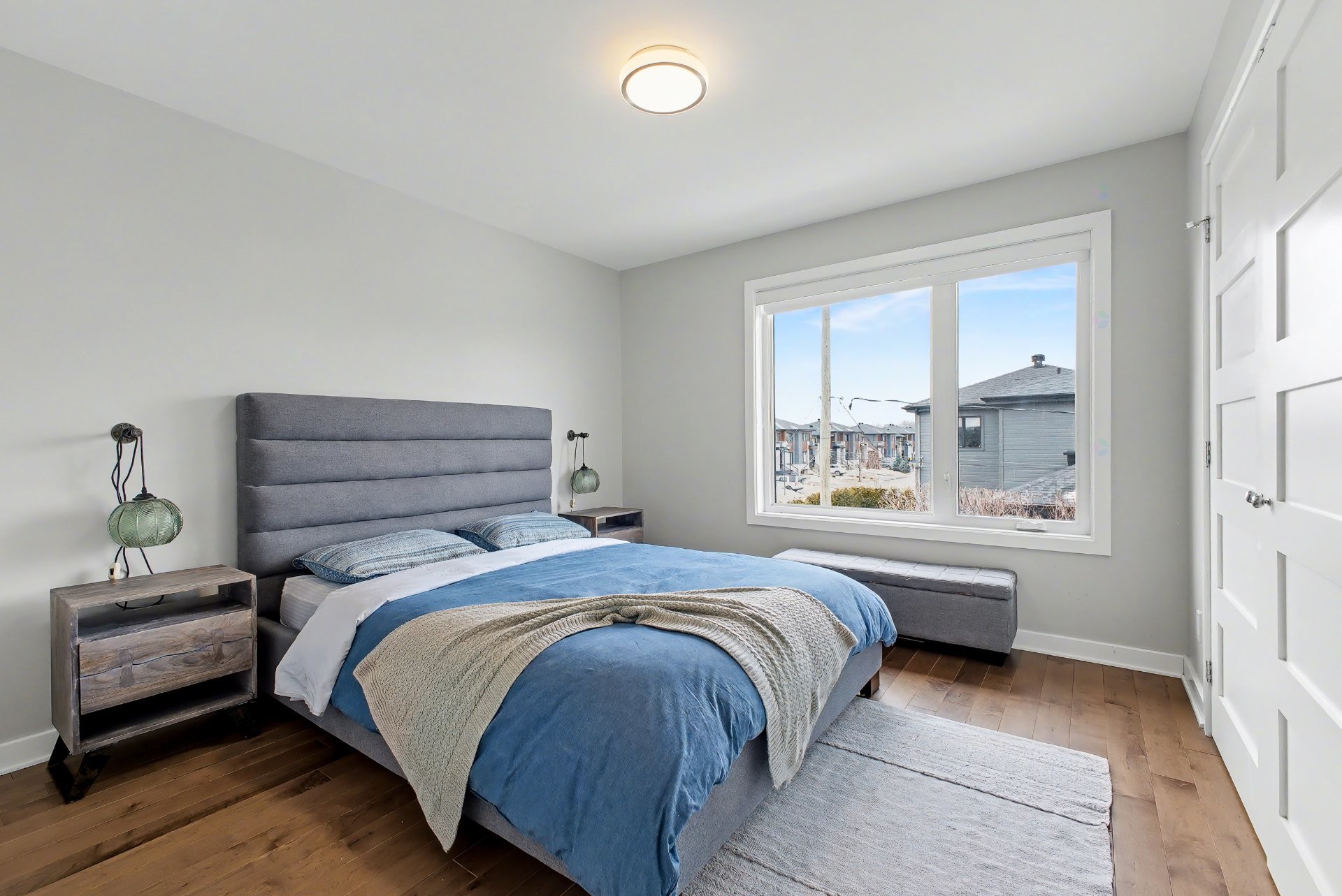 









3488Z

 - 3490Z


Rue Charlotte-Dubuc

,
Carignan,




QC
J3L7J6

