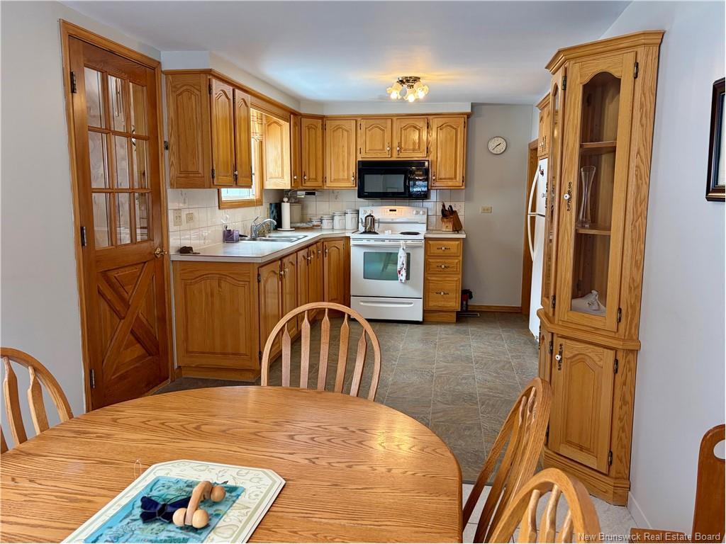 









29821


Route 134

,
Dalhousie Junction,




NB
E3N 5Z9

