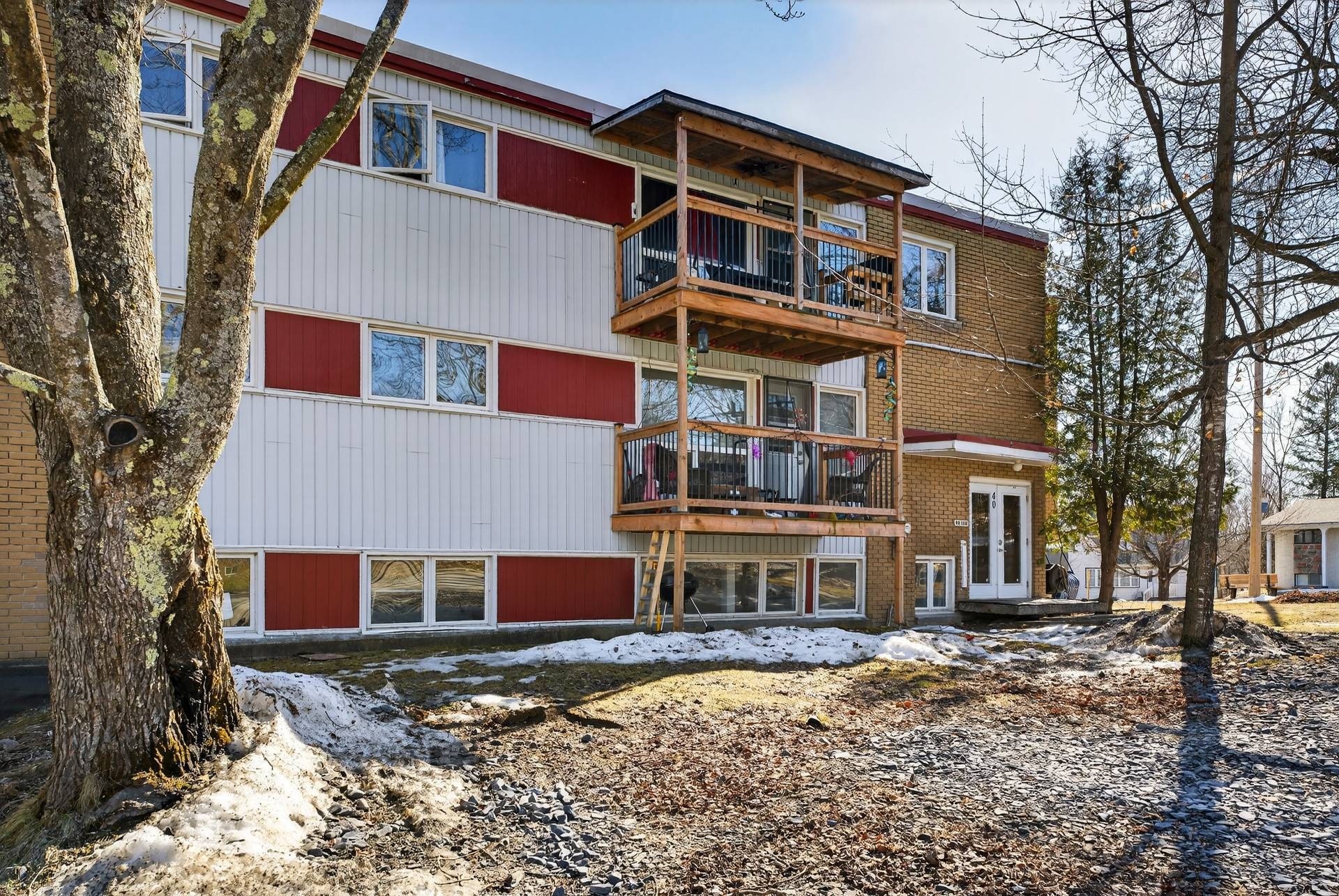









40


Rue Vaudry

,
Sherbrooke (Lennoxville),




QC
J1M1B3

