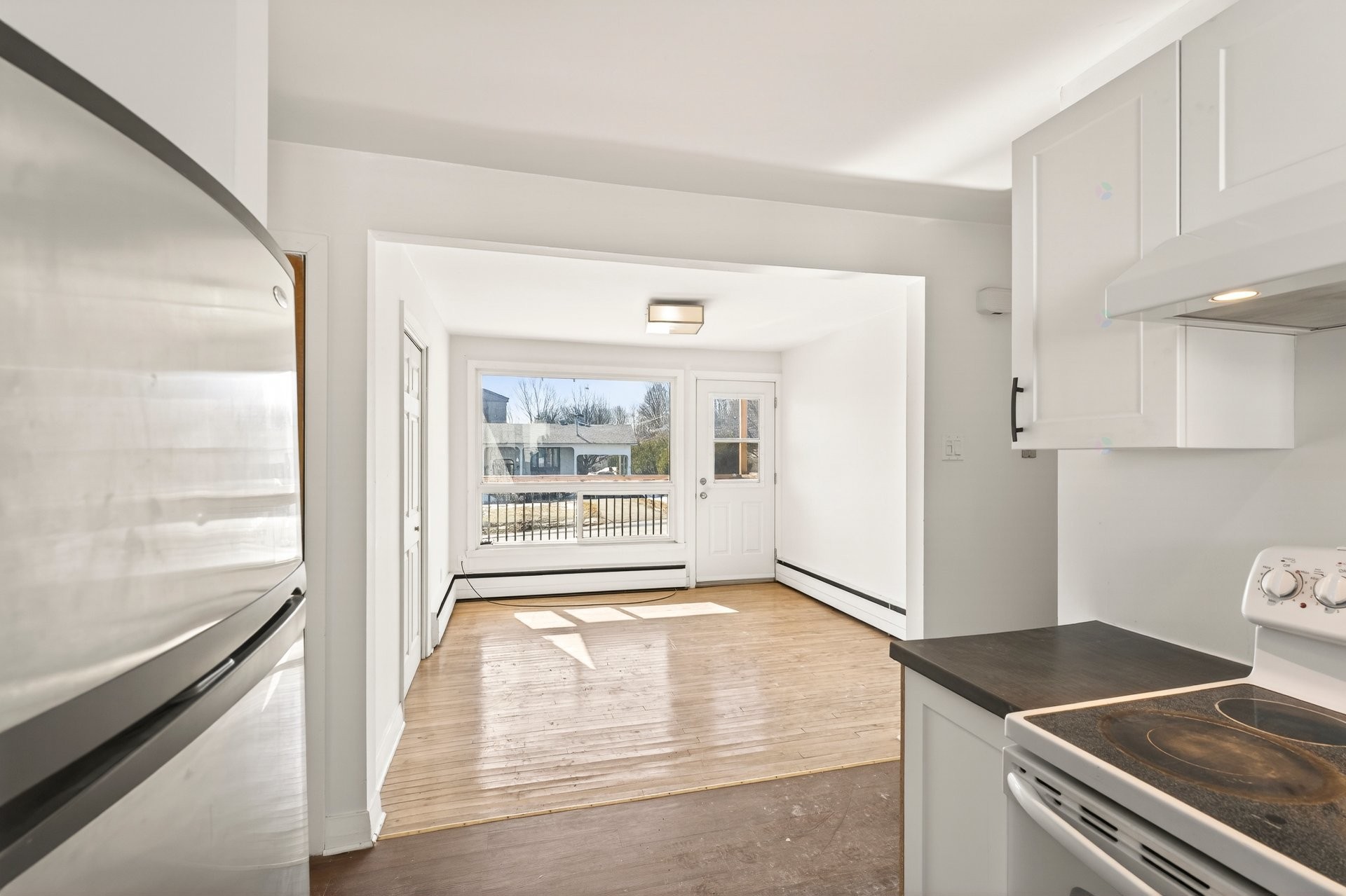 









40


Rue Vaudry

,
Sherbrooke (Lennoxville),




QC
J1M1B3

