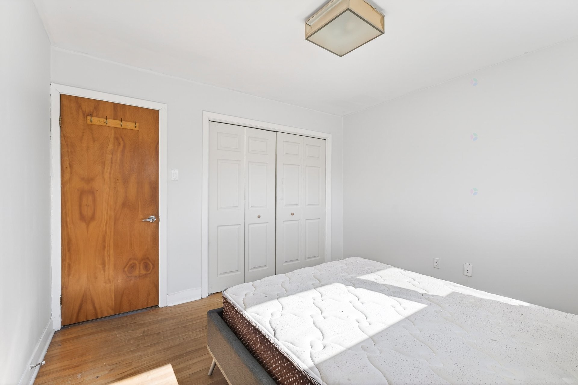 









40


Rue Vaudry

,
Sherbrooke (Lennoxville),




QC
J1M1B3

