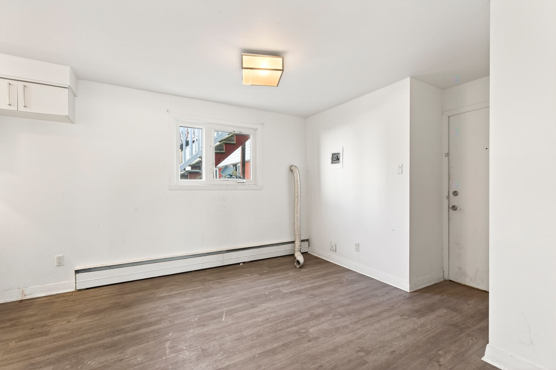 









40


Rue Vaudry

,
Sherbrooke (Lennoxville),




QC
J1M1B3

