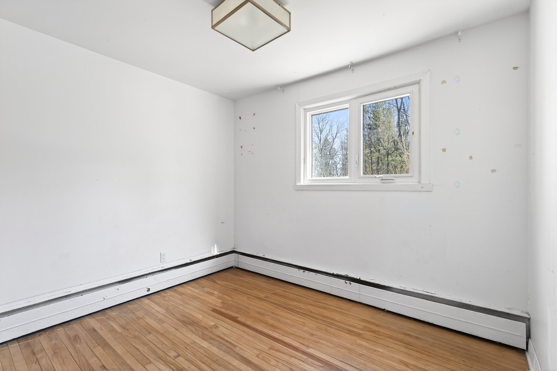 









40


Rue Vaudry

,
Sherbrooke (Lennoxville),




QC
J1M1B3

