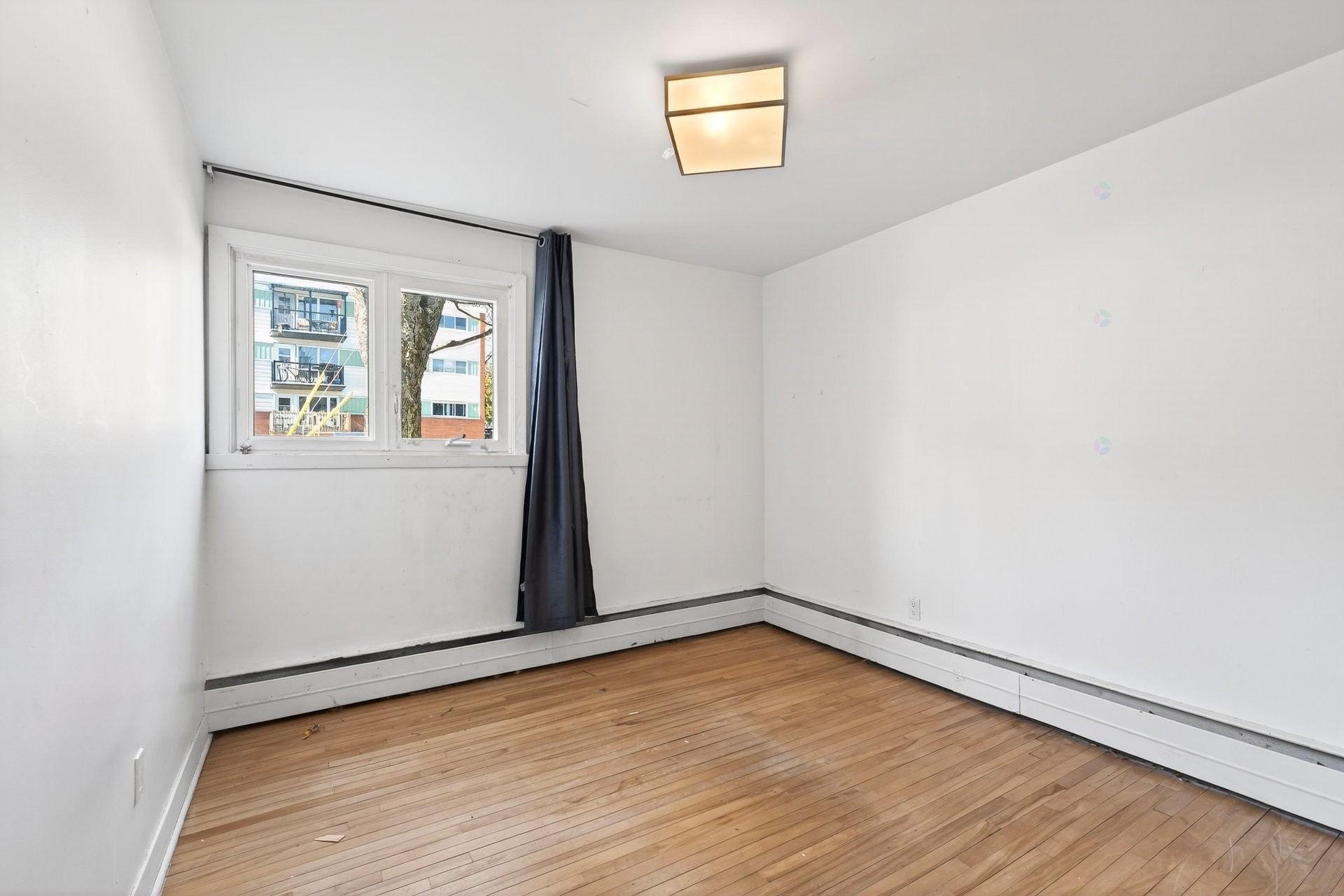 









40


Rue Vaudry

,
Sherbrooke (Lennoxville),




QC
J1M1B3

