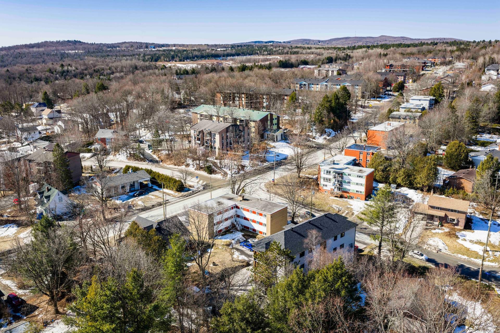 









40


Rue Vaudry

,
Sherbrooke (Lennoxville),




QC
J1M1B3

