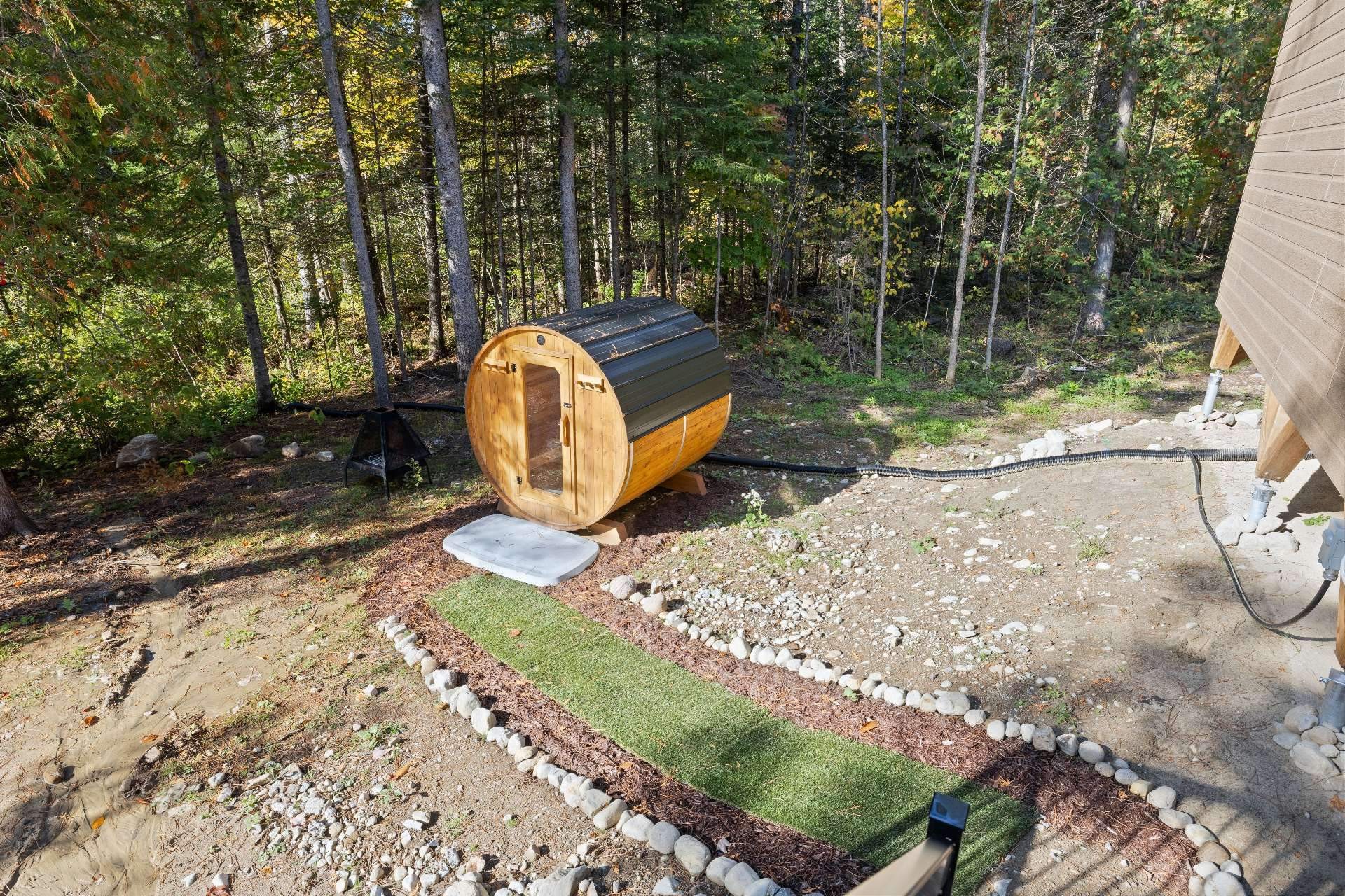 









50


Rue des Cougars

,
Saint-Côme,




QC
J0K2B0

