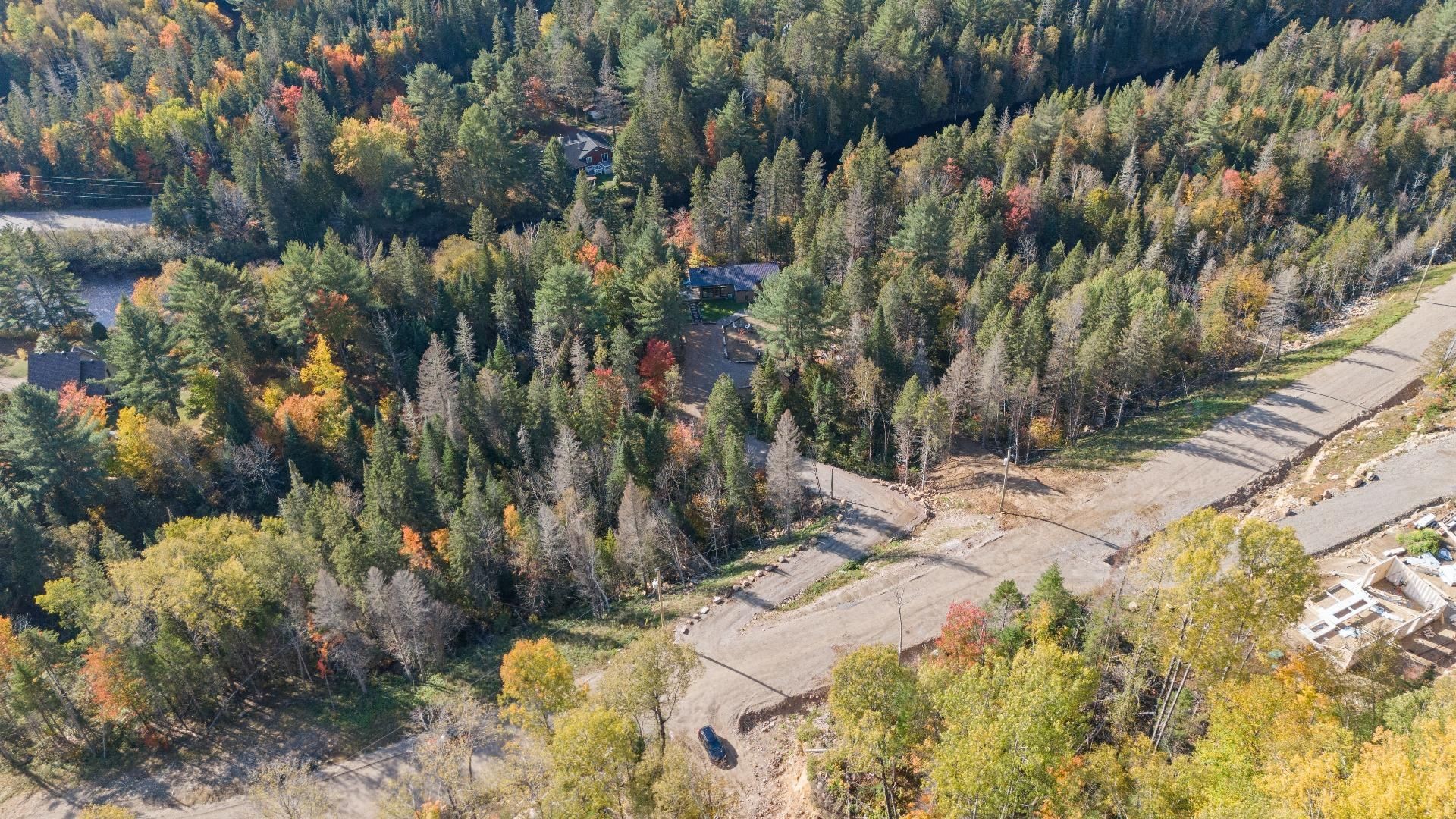 









50


Rue des Cougars

,
Saint-Côme,




QC
J0K2B0

