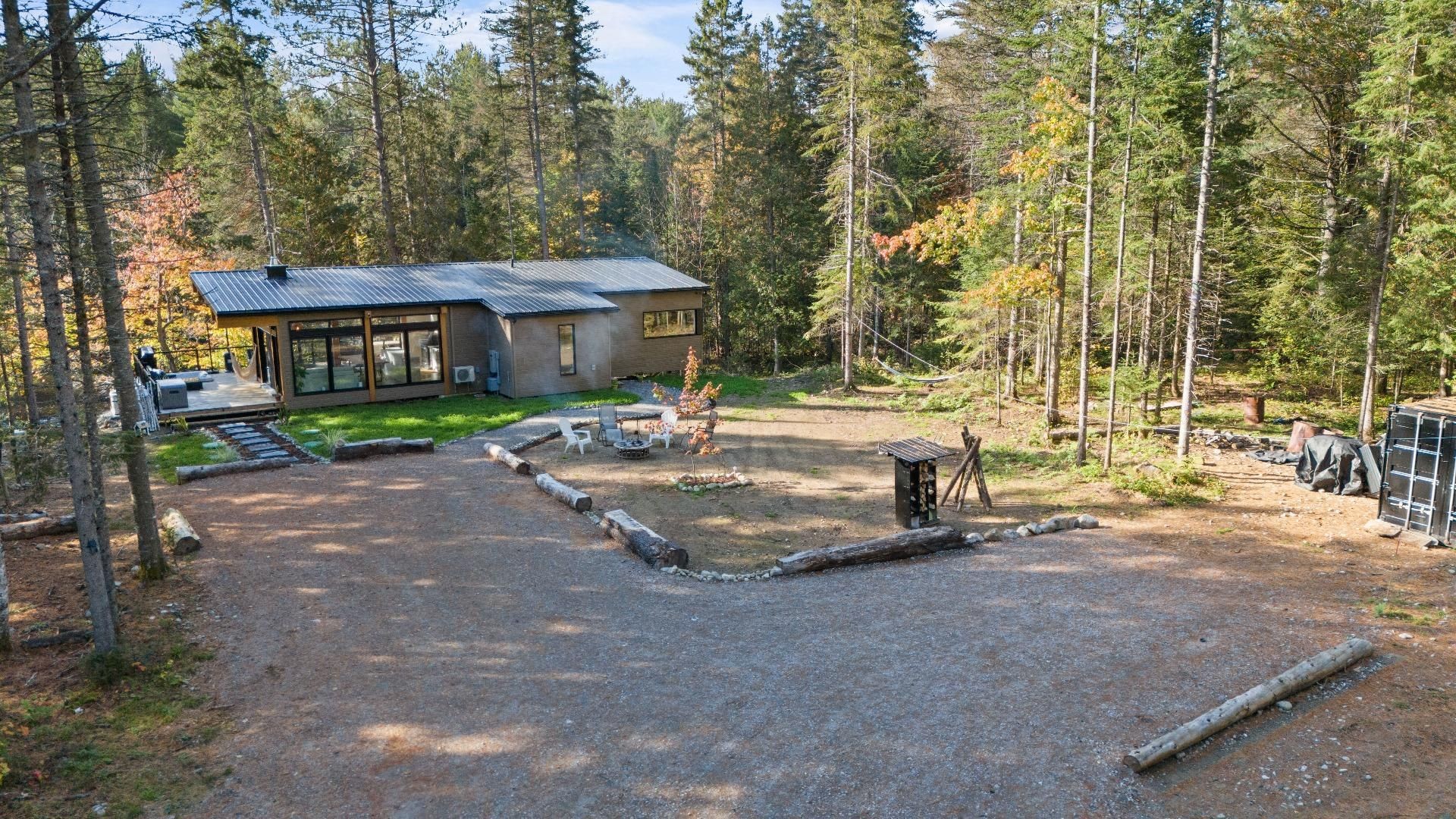 









50


Rue des Cougars

,
Saint-Côme,




QC
J0K2B0

