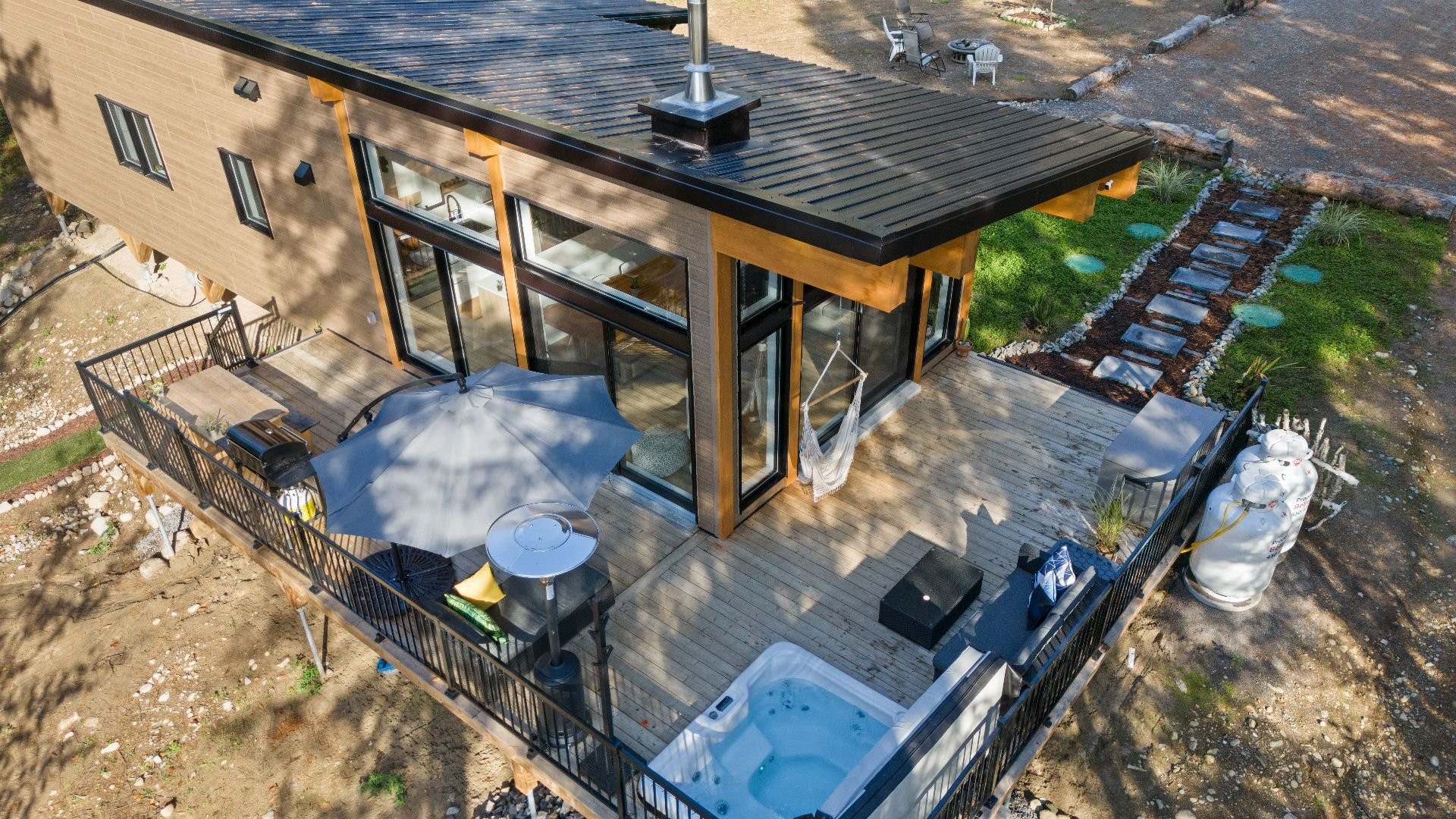 









50


Rue des Cougars

,
Saint-Côme,




QC
J0K2B0

