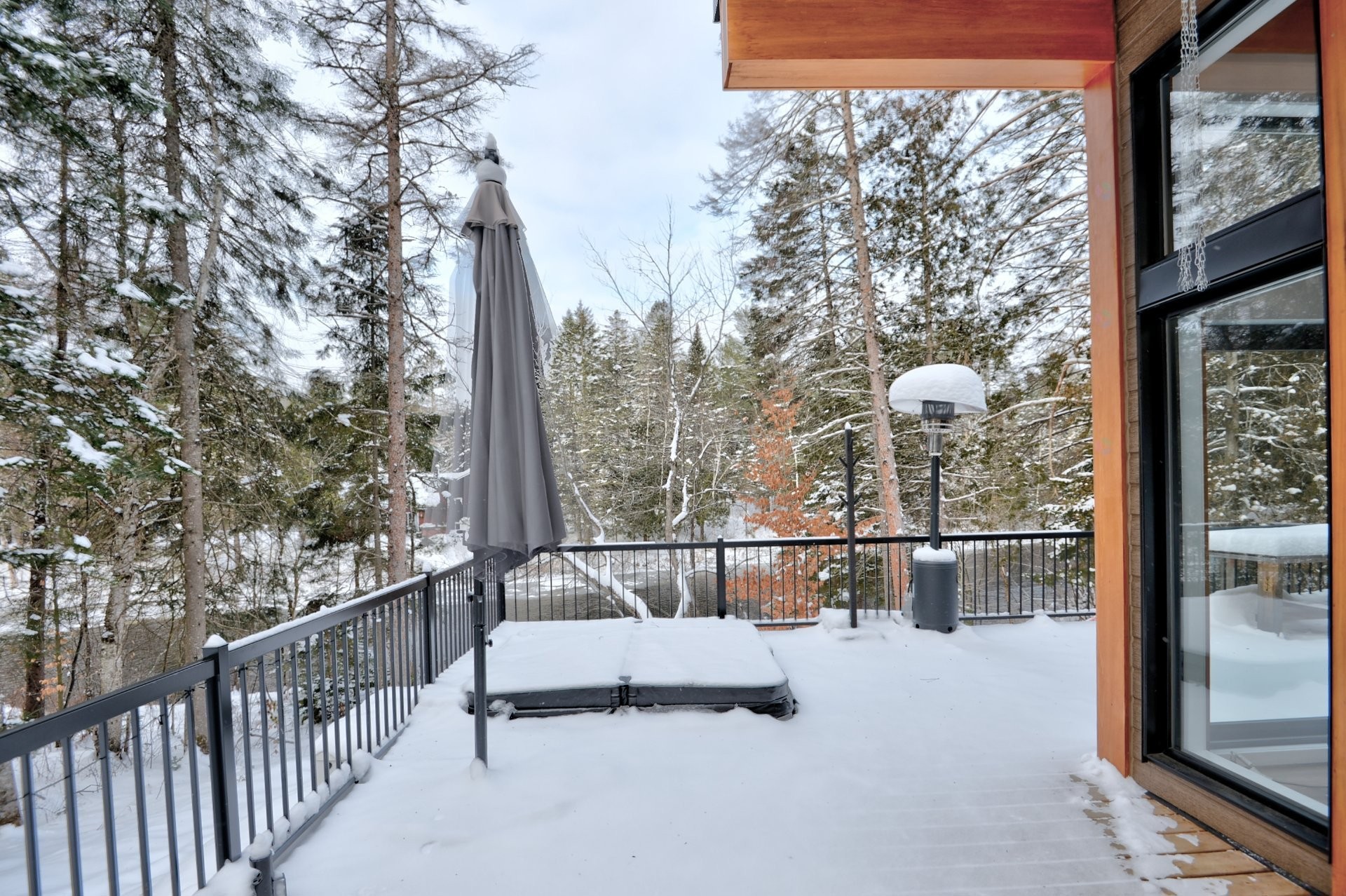 









50


Rue des Cougars

,
Saint-Côme,




QC
J0K2B0

