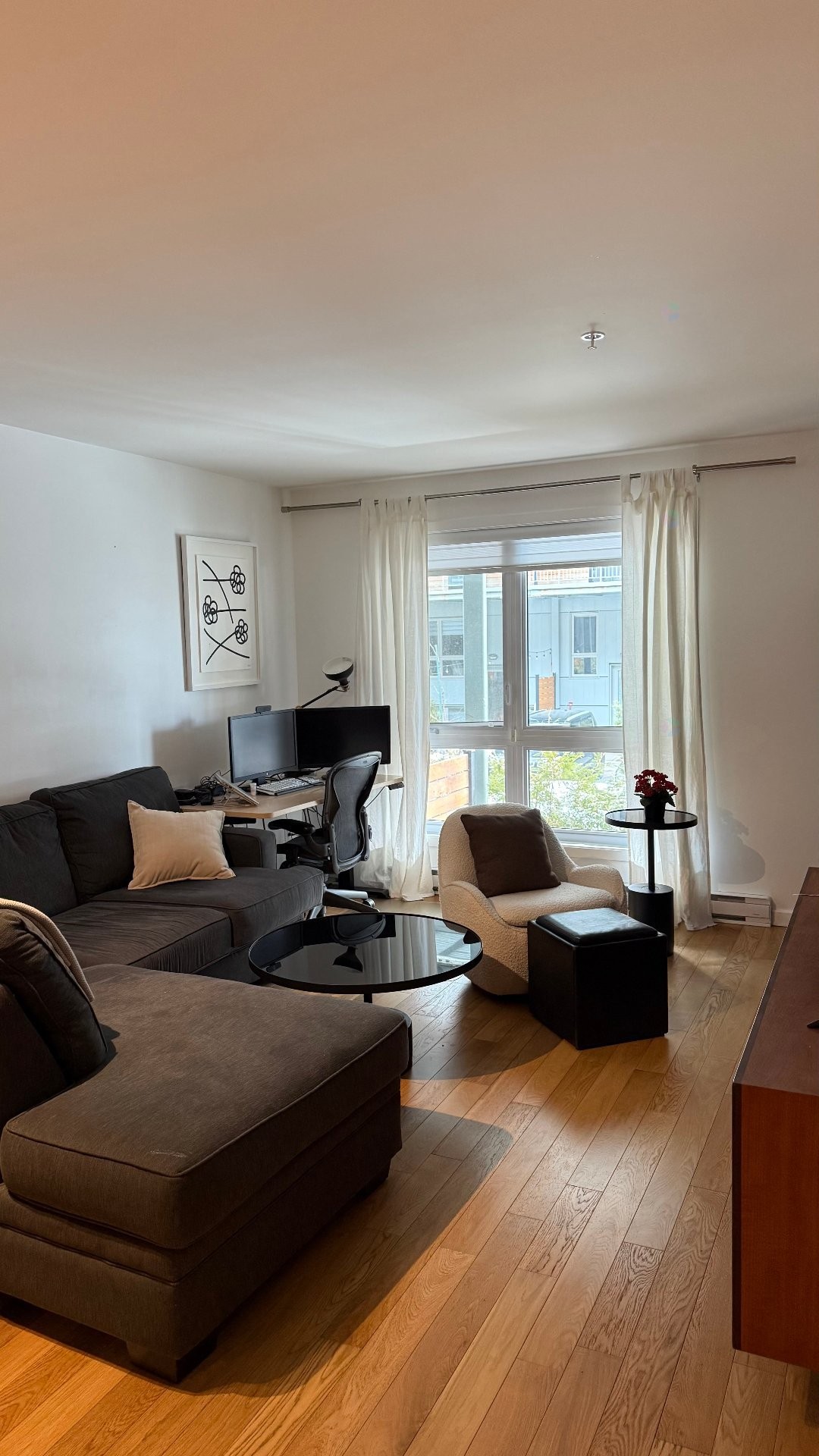 









564


Rue Nicolet

,
Montréal (Mercier/Hochelaga-Maisonneuve),




QC
H1W0C2

