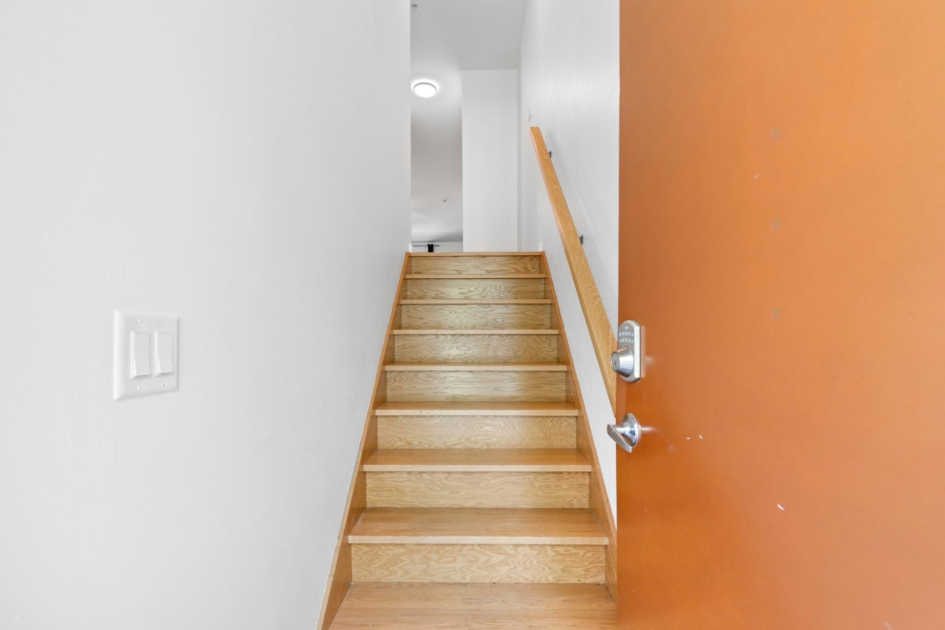 









564


Rue Nicolet

,
Montréal (Mercier/Hochelaga-Maisonneuve),




QC
H1W0C2

