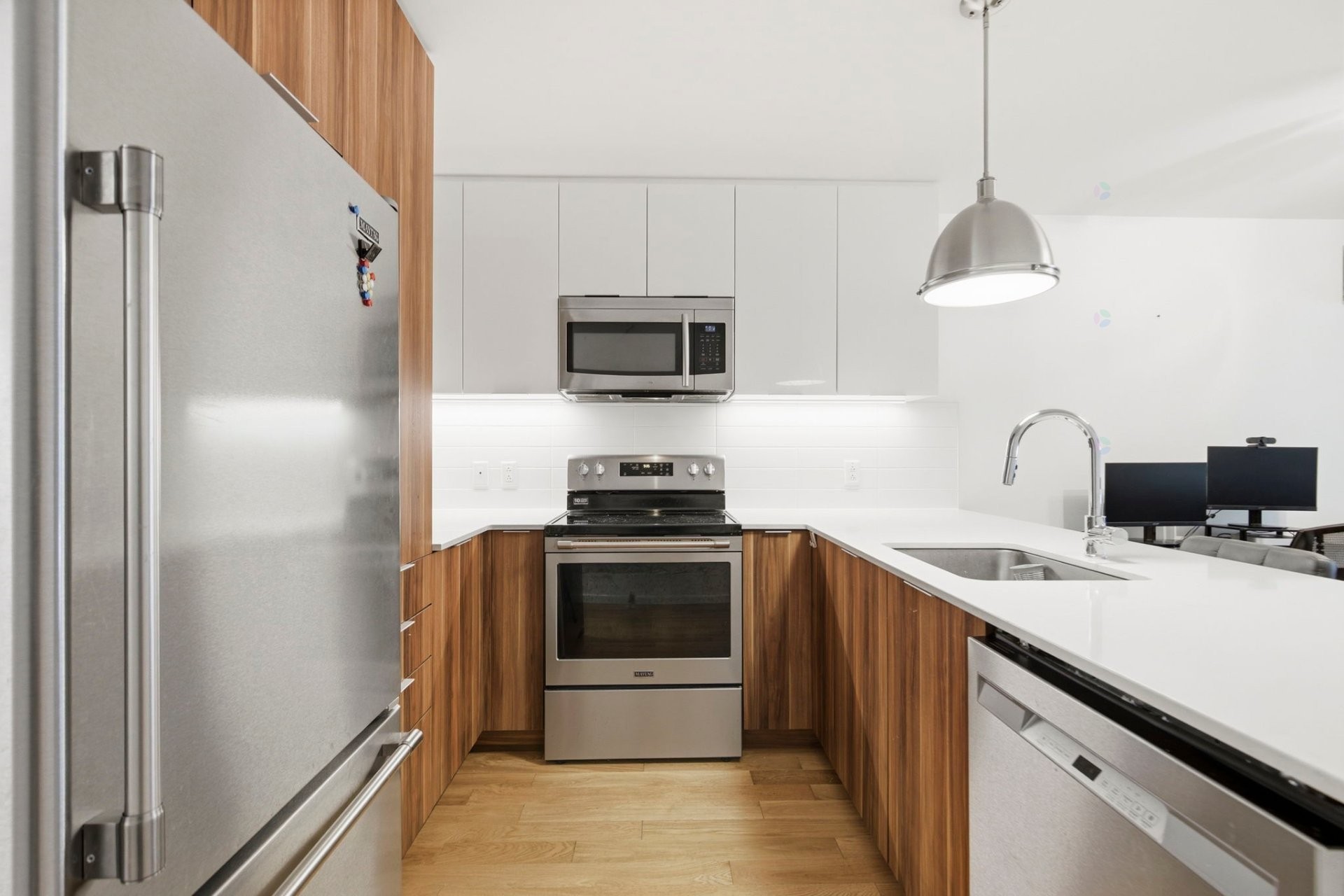 









564


Rue Nicolet

,
Montréal (Mercier/Hochelaga-Maisonneuve),




QC
H1W0C2

