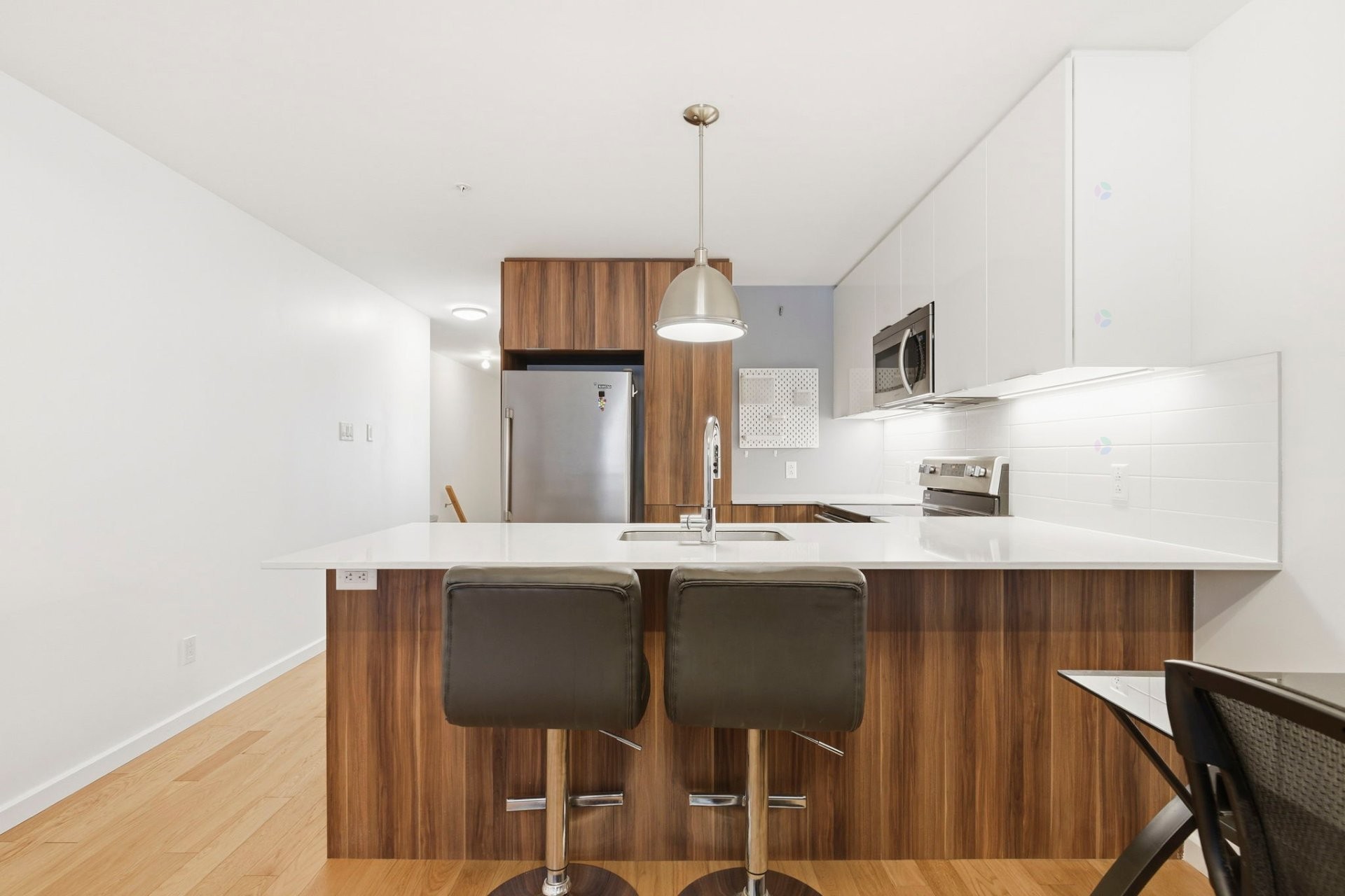 









564


Rue Nicolet

,
Montréal (Mercier/Hochelaga-Maisonneuve),




QC
H1W0C2

