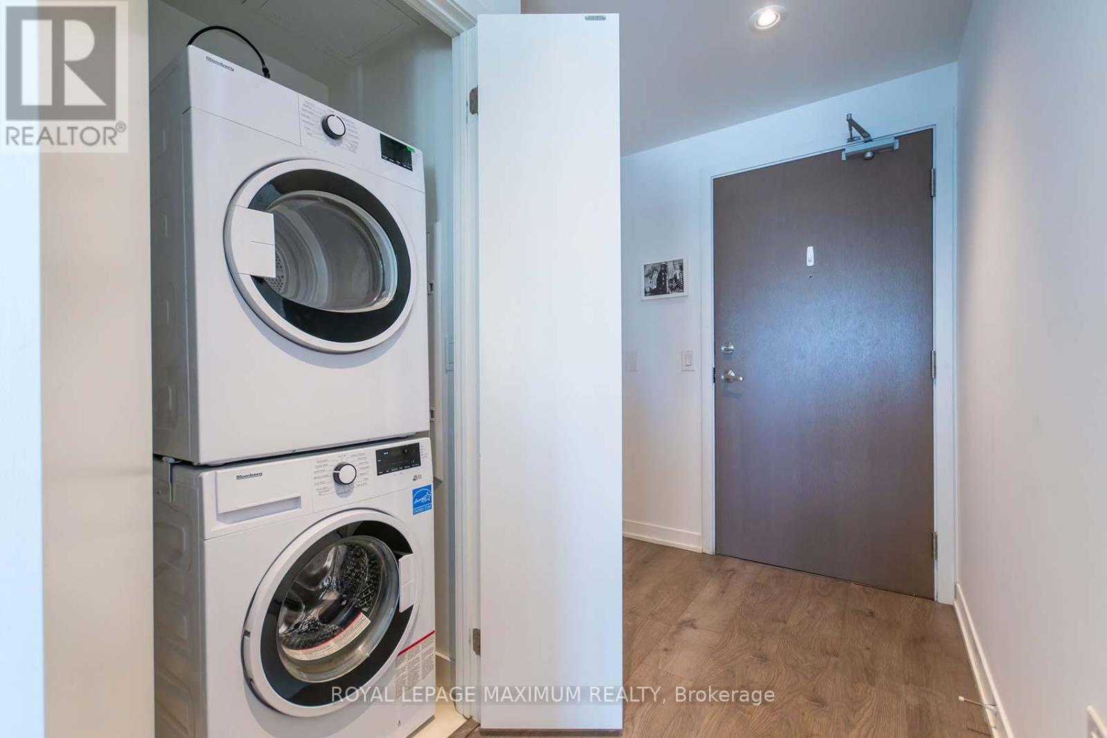 












2901 - 20 RICHARDSON STREET

,
Toronto,




Ontario
M5A0S6

