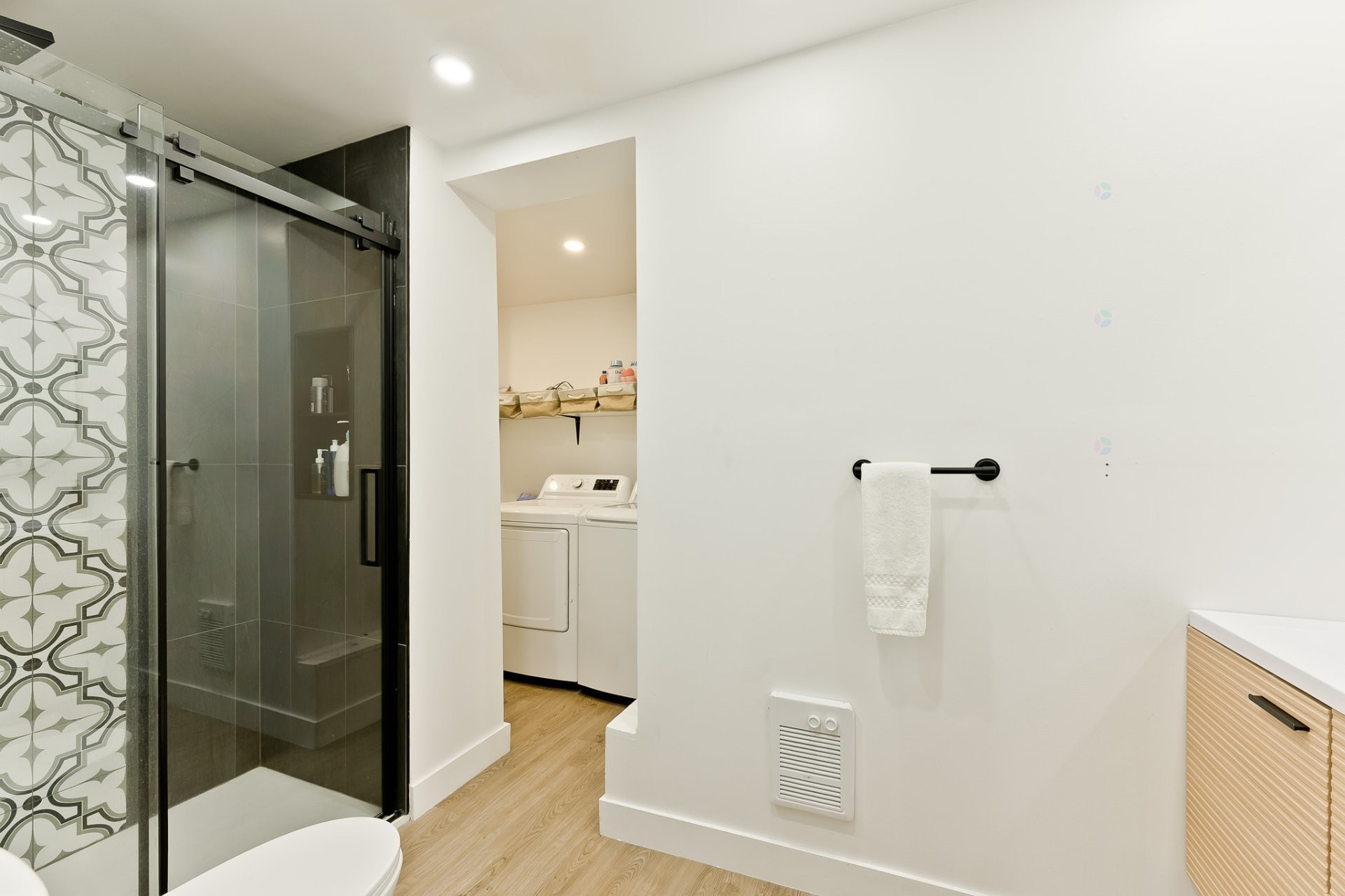 









816

 - 822


Rue Degré

,
Magog,




QC
J1X1B9

