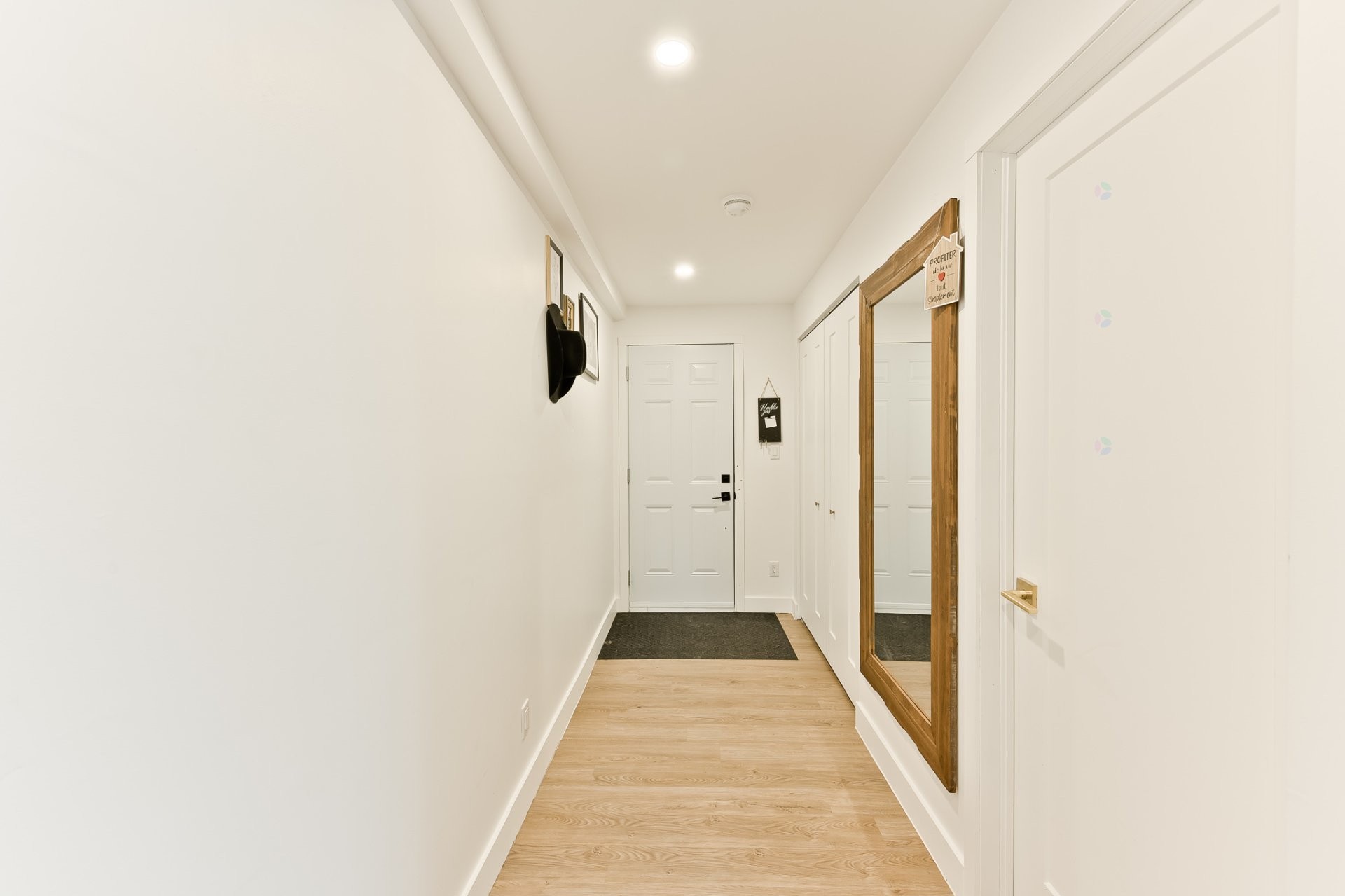 









816

 - 822


Rue Degré

,
Magog,




QC
J1X1B9

