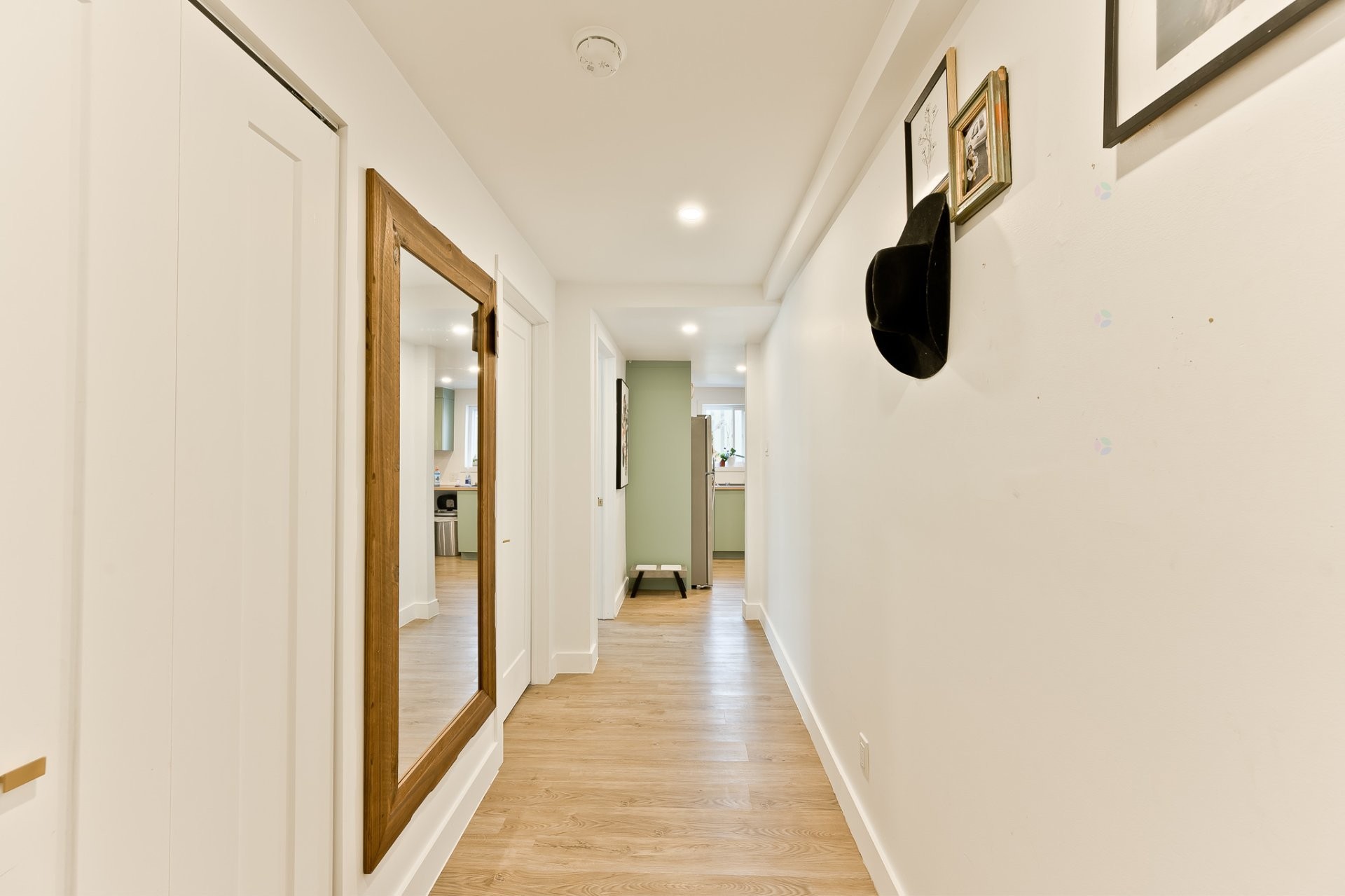 









816

 - 822


Rue Degré

,
Magog,




QC
J1X1B9

