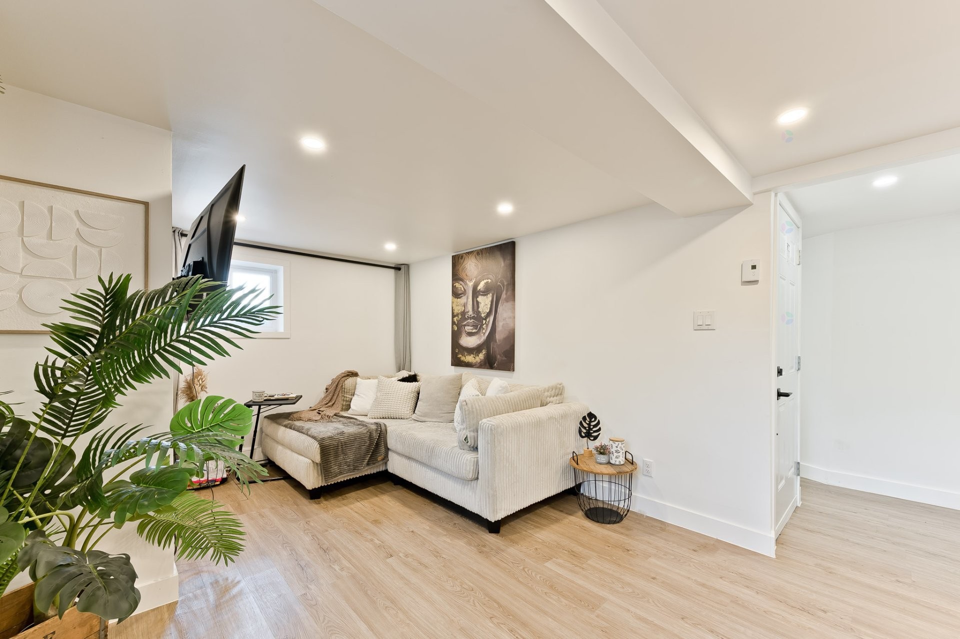 









816

 - 822


Rue Degré

,
Magog,




QC
J1X1B9

