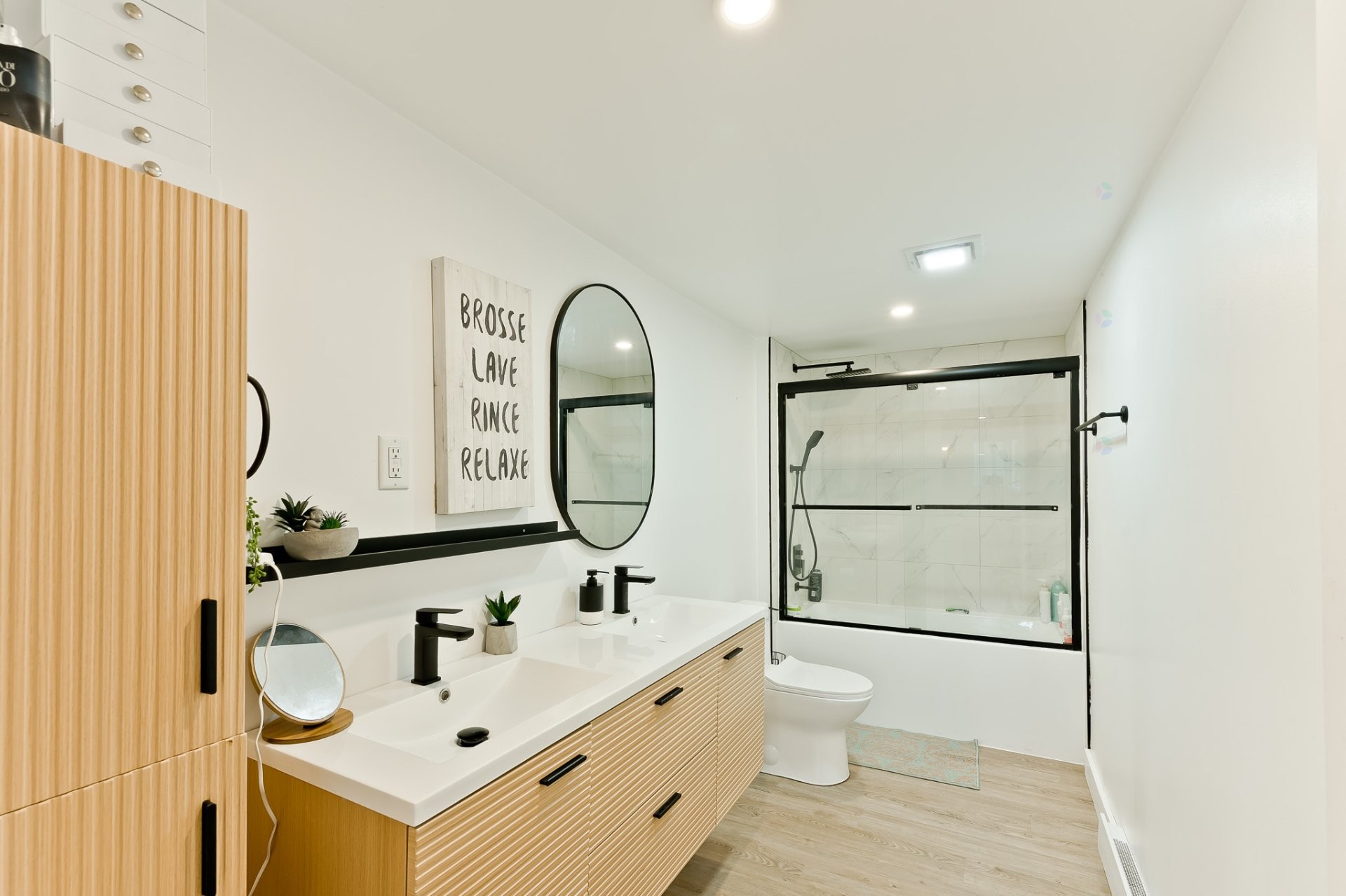 









816

 - 822


Rue Degré

,
Magog,




QC
J1X1B9

