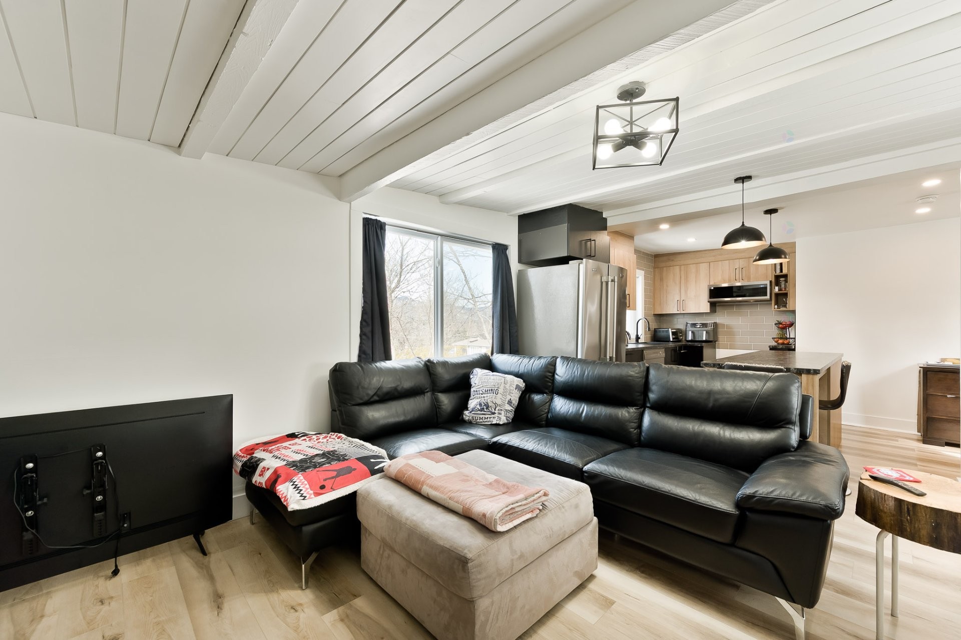 









816

 - 822


Rue Degré

,
Magog,




QC
J1X1B9

