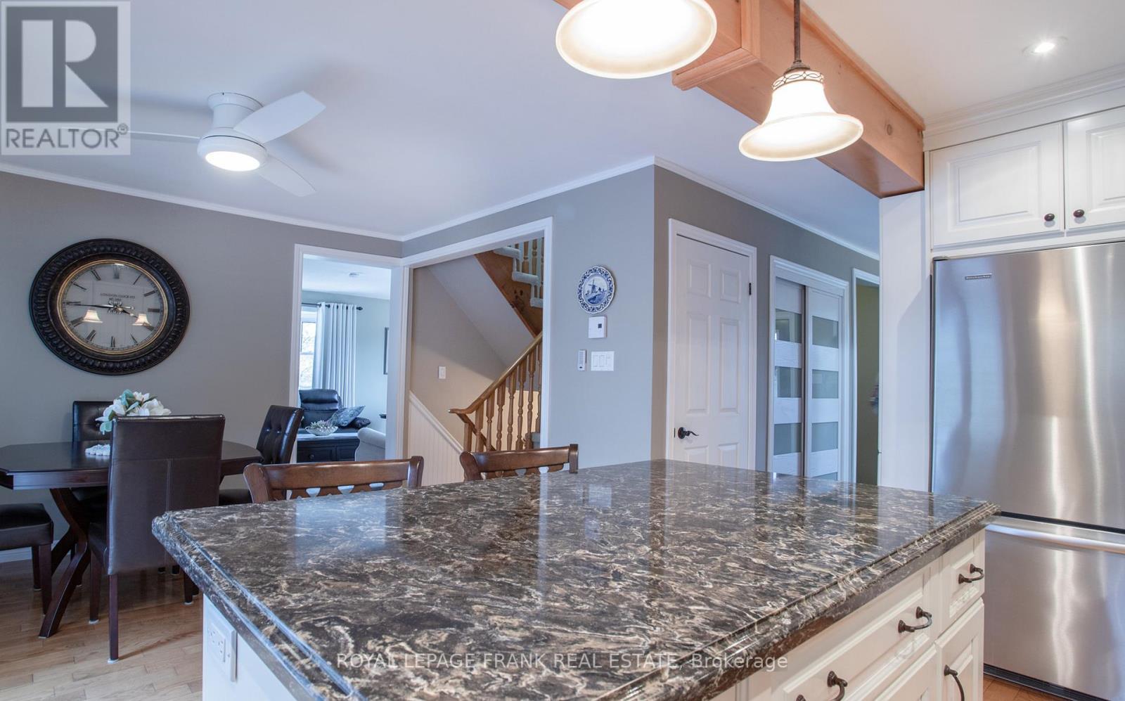 












7 WIESENWEG ROAD

,
Scugog,




Ontario
L0B1B0


