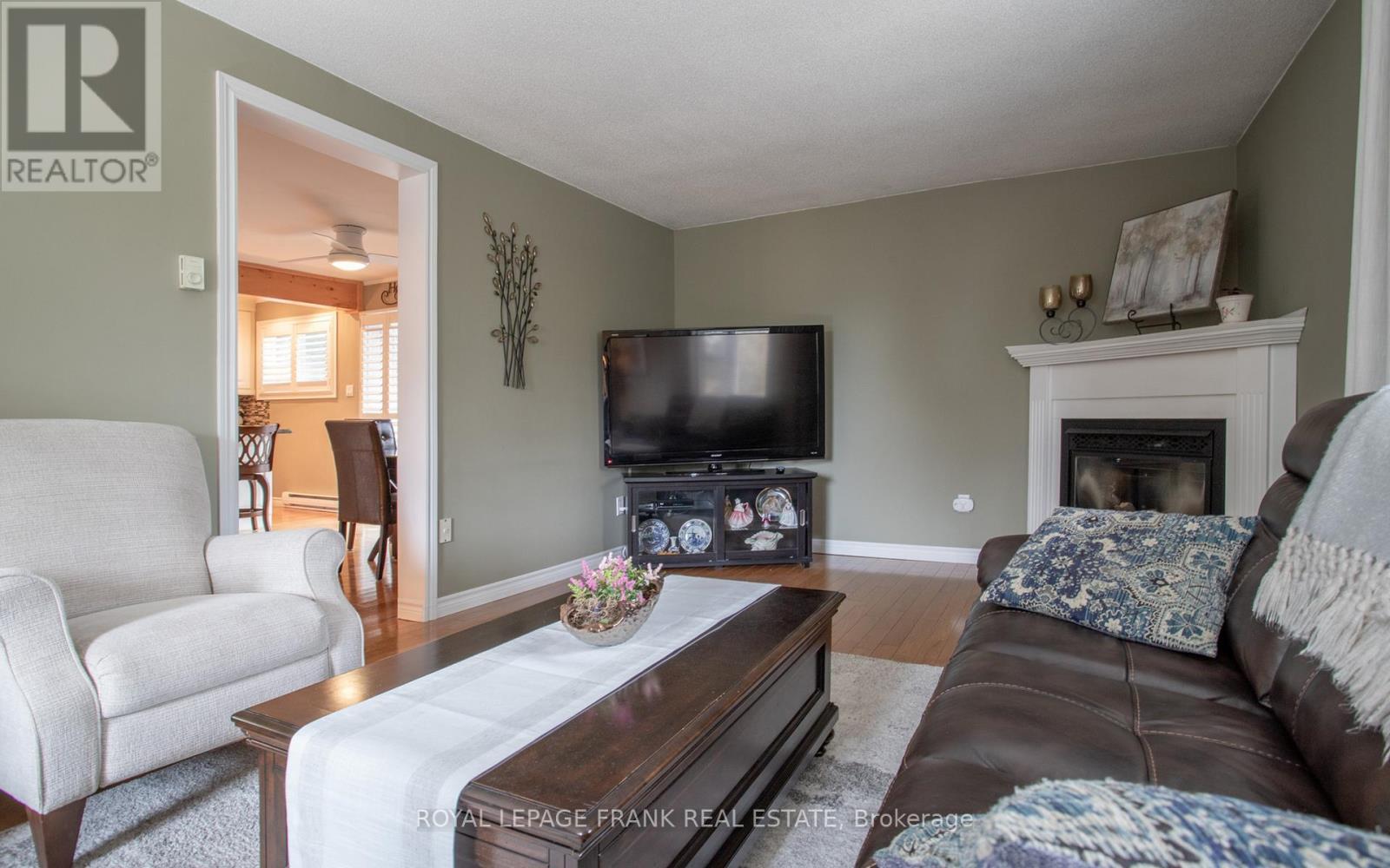 












7 WIESENWEG ROAD

,
Scugog,




Ontario
L0B1B0

