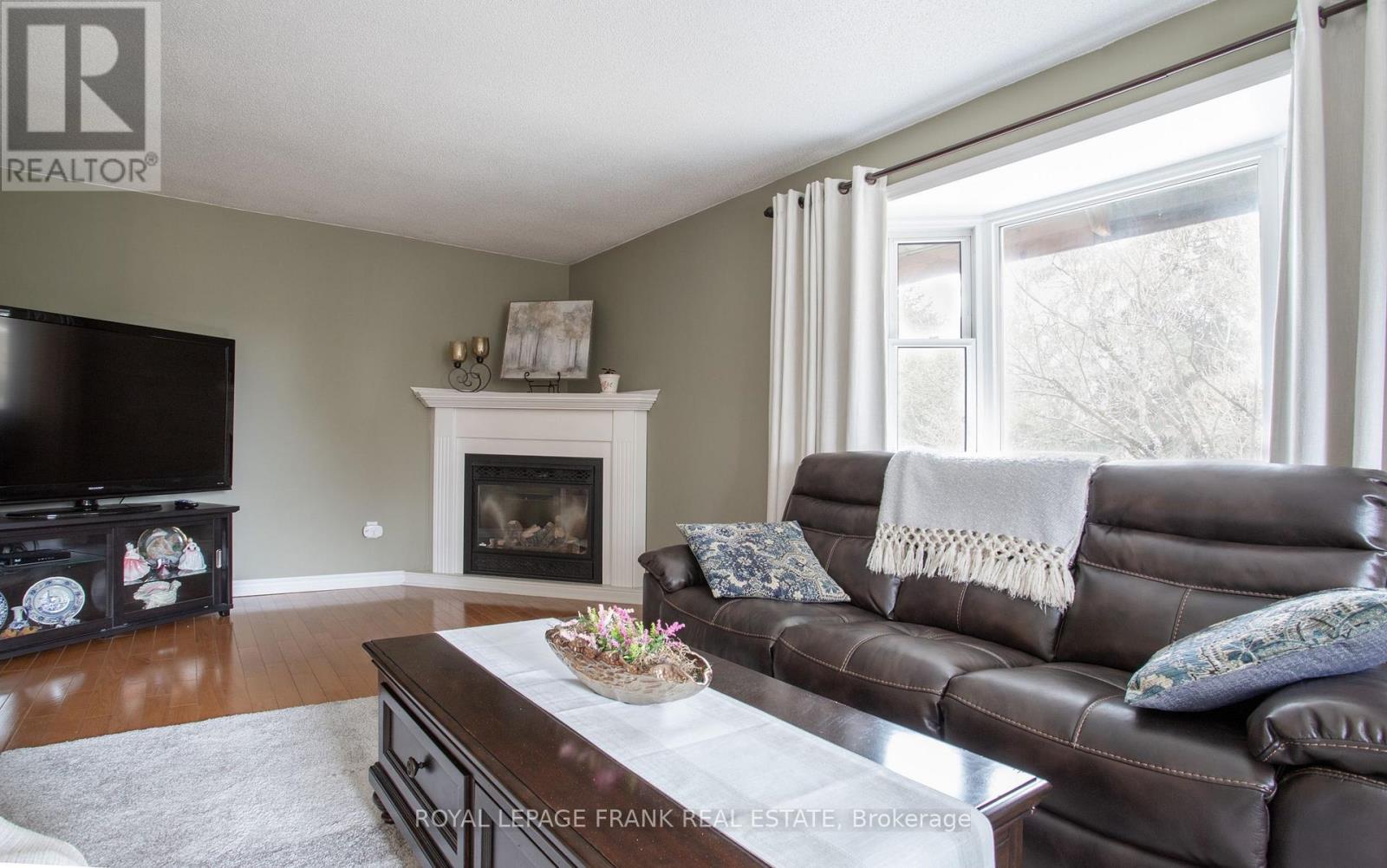 












7 WIESENWEG ROAD

,
Scugog,




Ontario
L0B1B0

