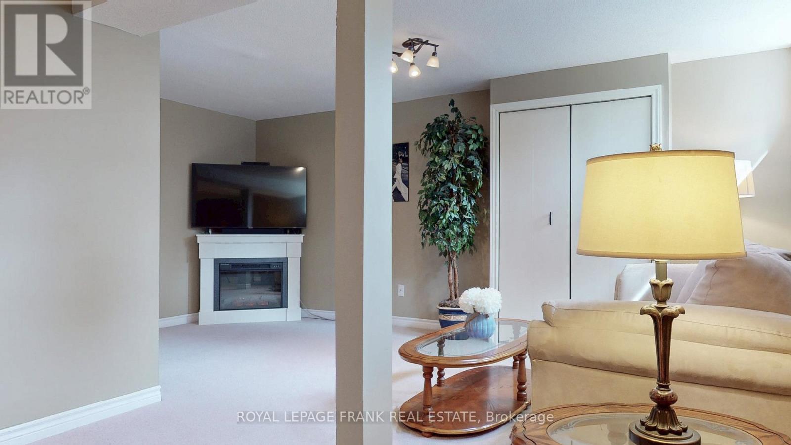 












7 WIESENWEG ROAD

,
Scugog,




Ontario
L0B1B0


