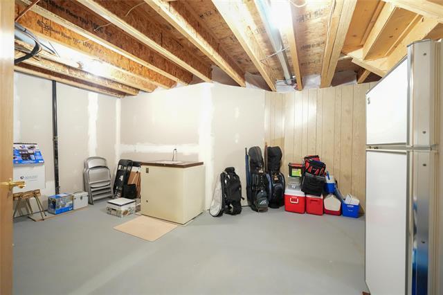 









420


John Forsyth

RD, 12,
Winnipeg,




MB
R2N 4M8

