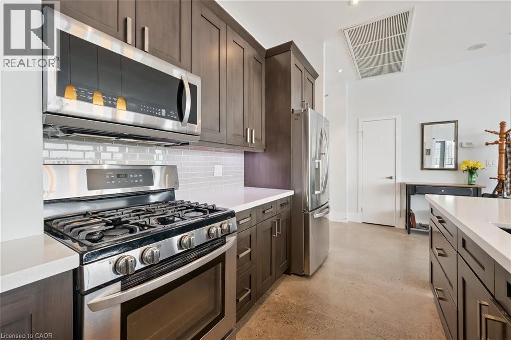 












1 VICTORIA Street Unit# 1904

,
Kitchener,




Ontario
N2G0B5

