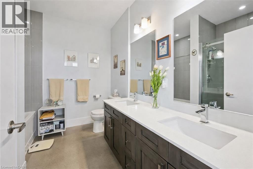 












1 VICTORIA Street Unit# 1904

,
Kitchener,




Ontario
N2G0B5

