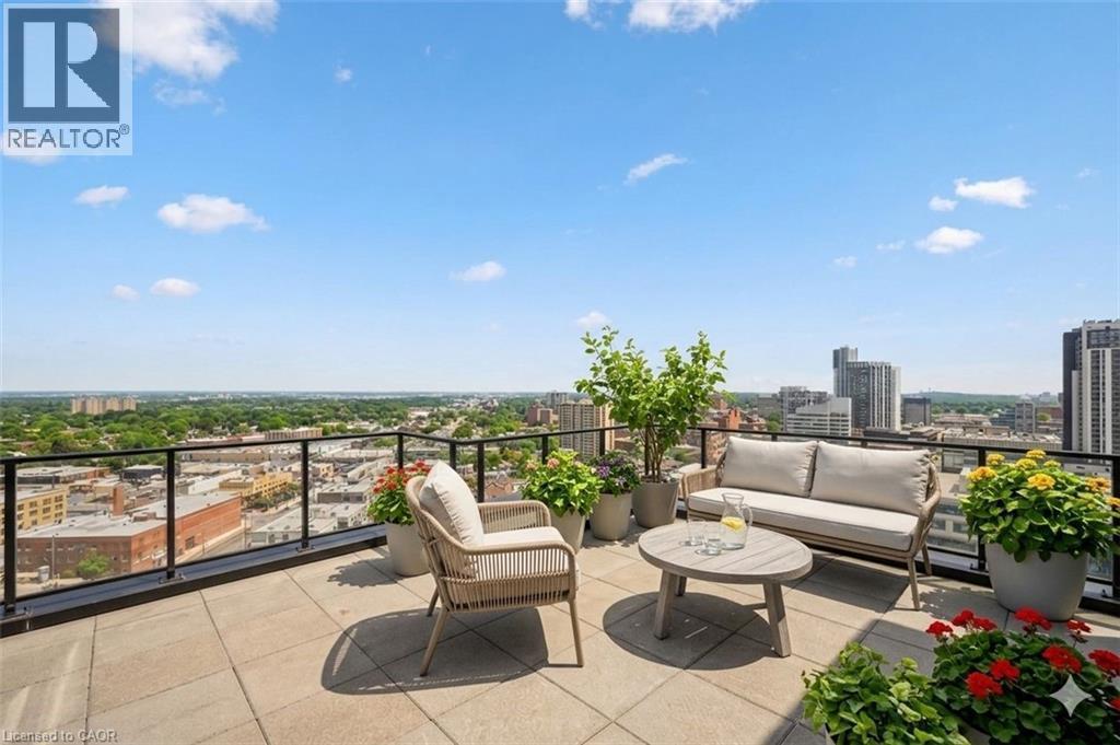 












1 VICTORIA Street Unit# 1904

,
Kitchener,




Ontario
N2G0B5

