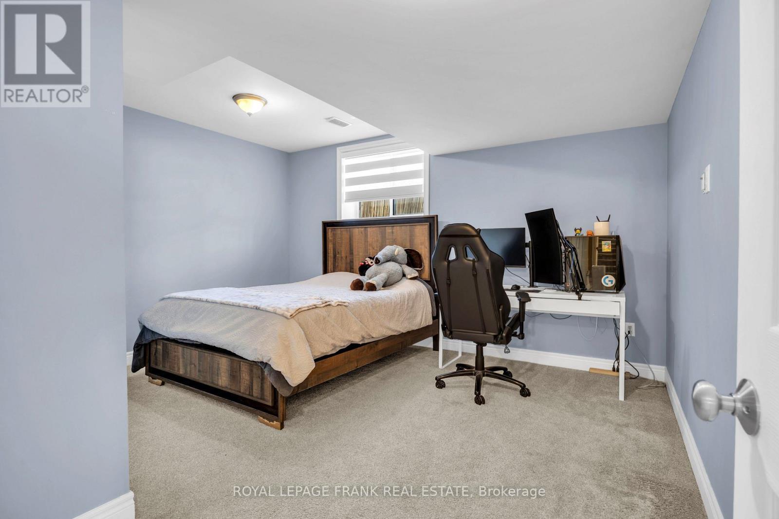 












375 ST LAWRENCE DRIVE

,
Welland (N. Welland),




Ontario
L3C7H7

