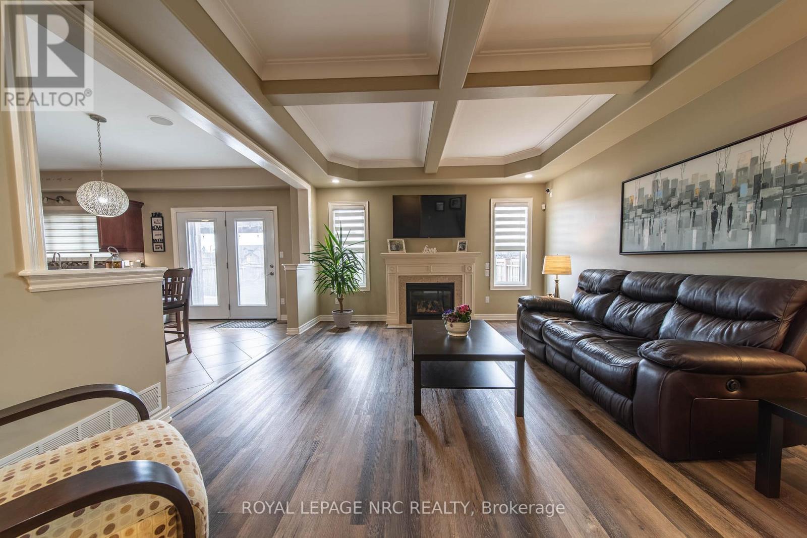 












325 HILLSDALE ROAD

,
Welland (Coyle Creek),




Ontario
L3C7M2

