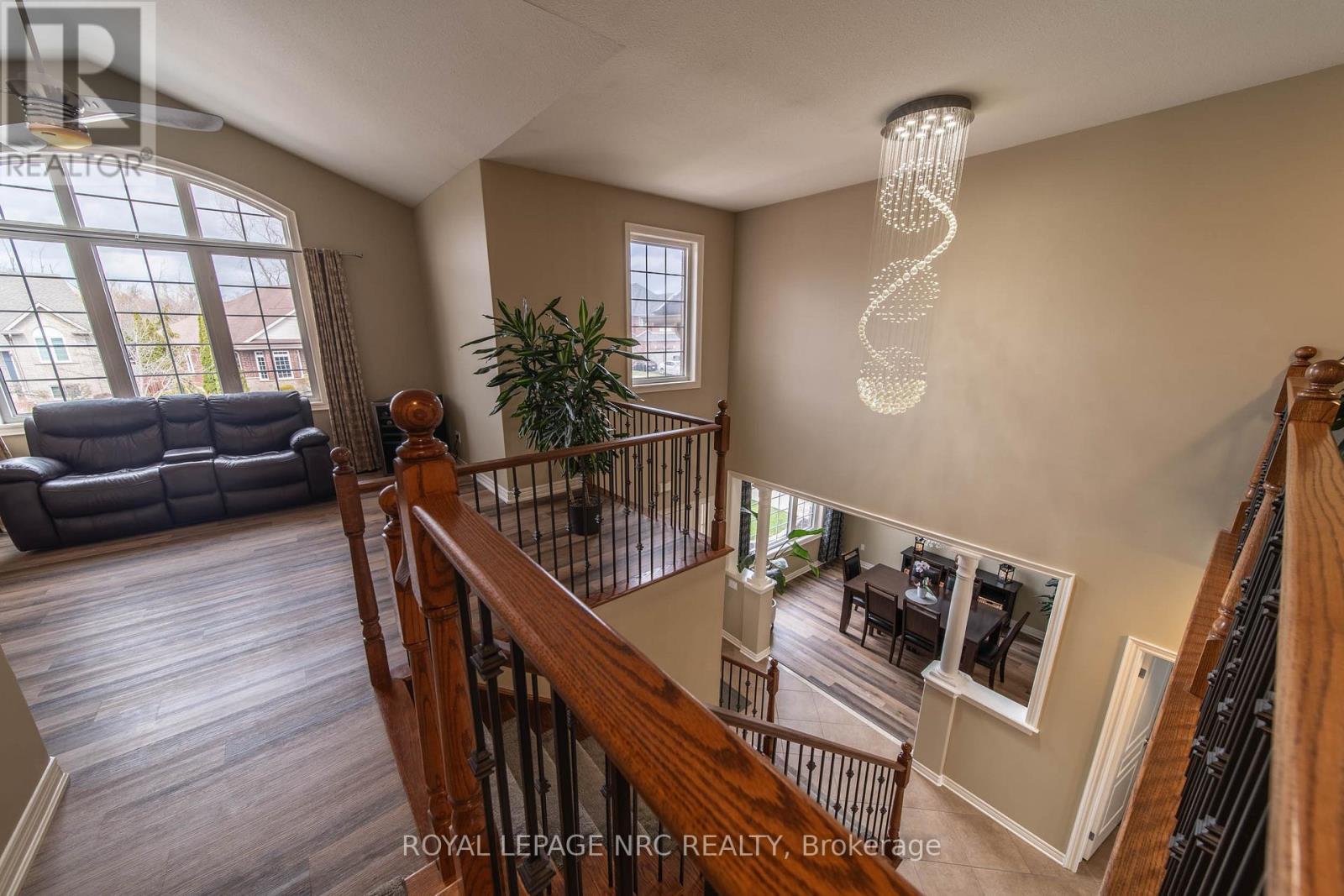 












325 HILLSDALE ROAD

,
Welland (Coyle Creek),




Ontario
L3C7M2

